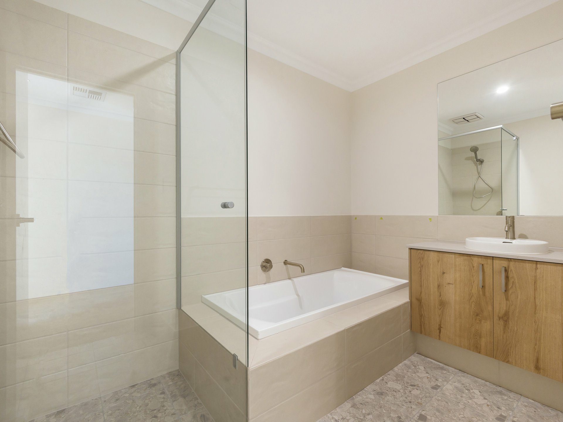 7 Topaz Way — photo 4 of 19