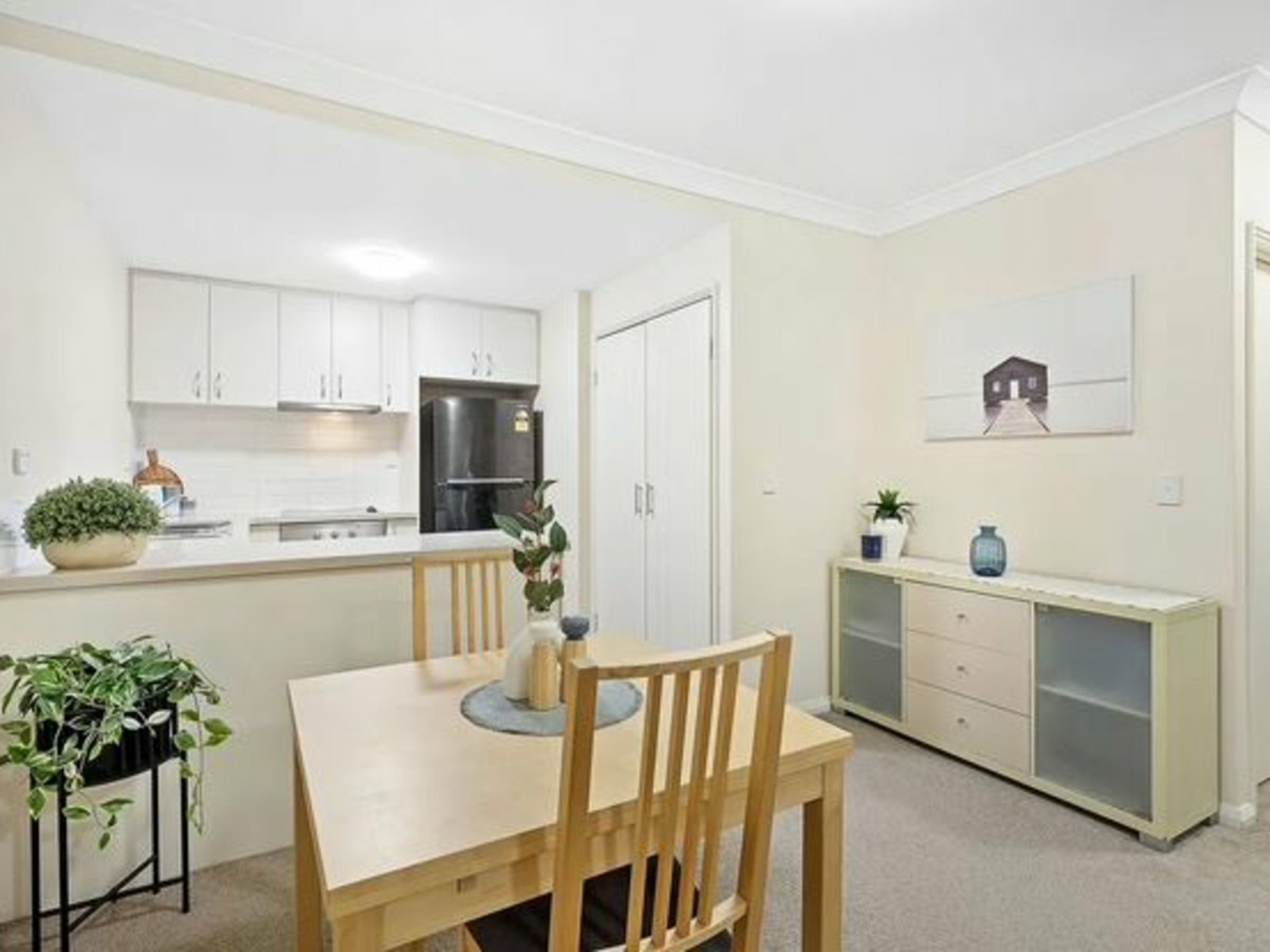 Apartment 28/121-123 Hill Street — photo 3 of 11