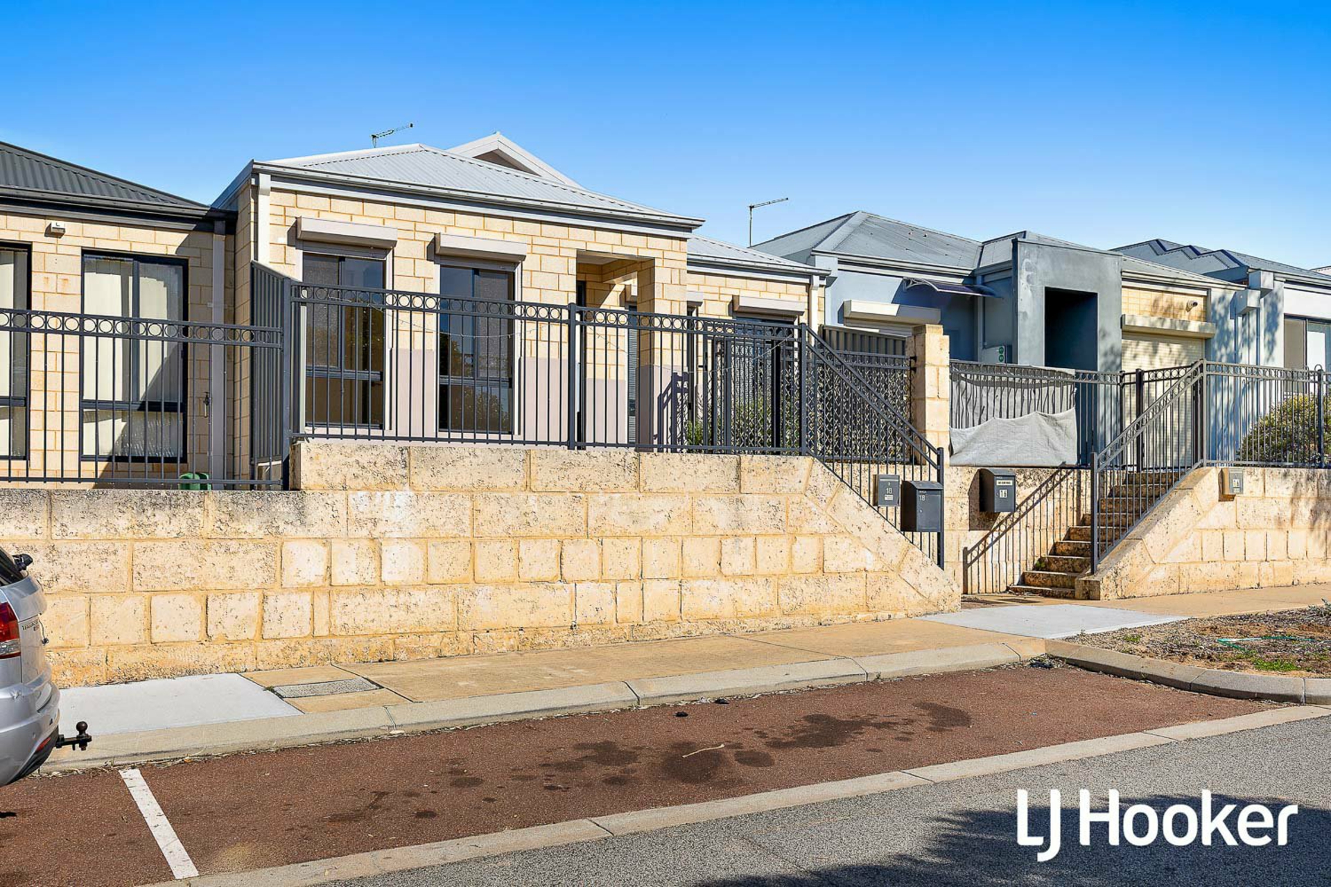 18 Walden street — photo 3 of 29