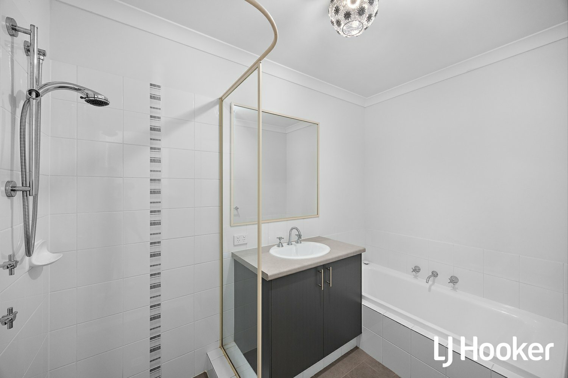 18 Walden street — photo 24 of 29