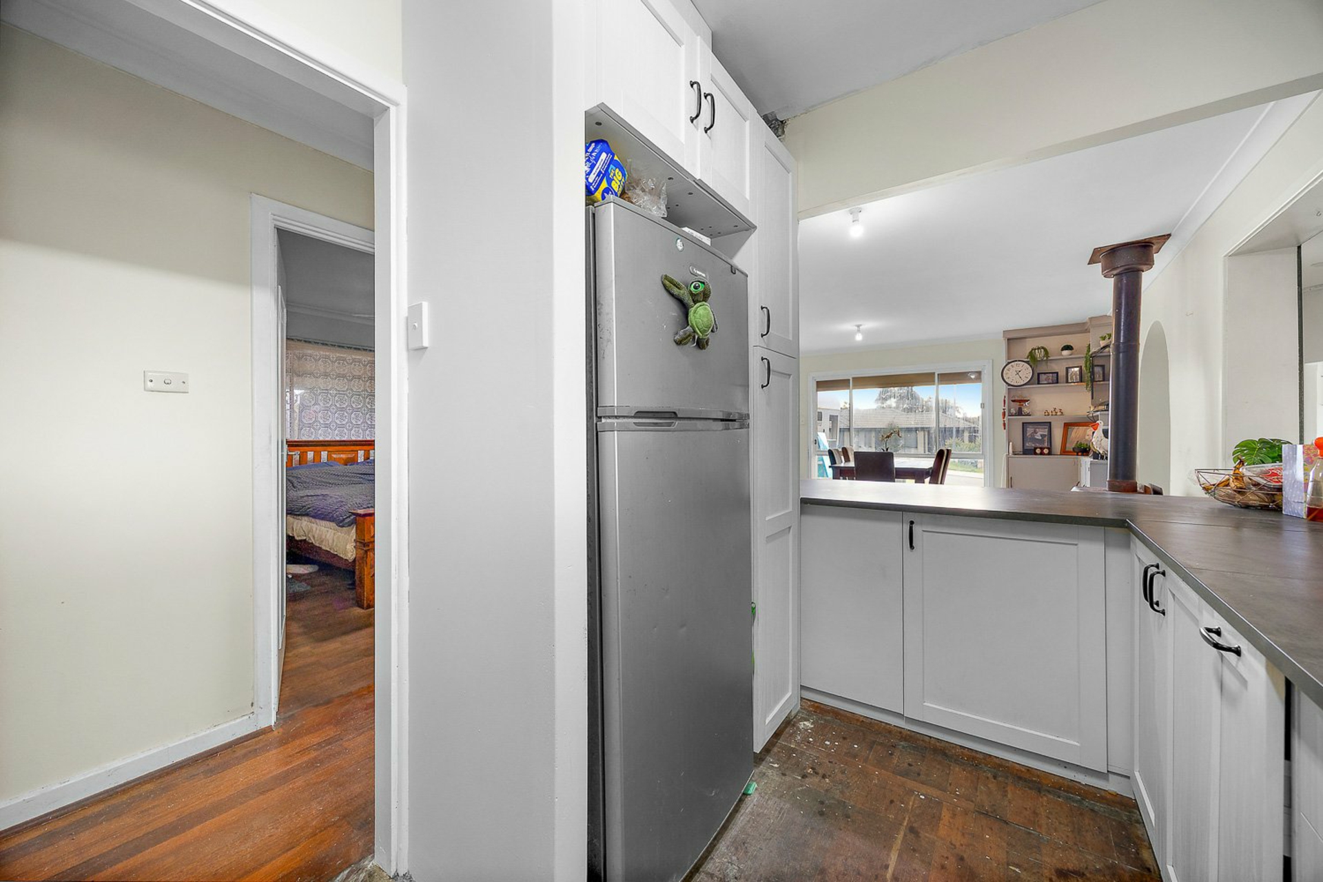 6 Cowling Way — photo 3 of 23
