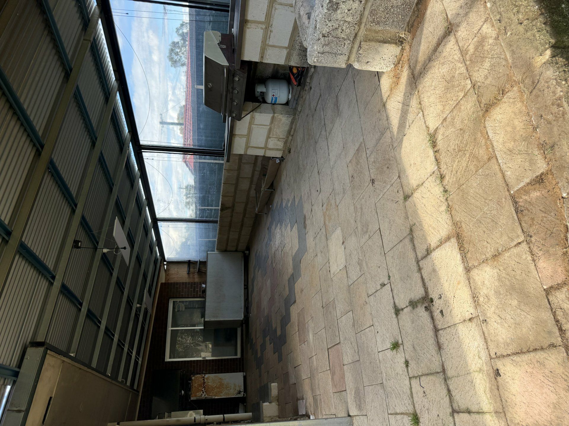 6 Cowling Way — photo 21 of 23