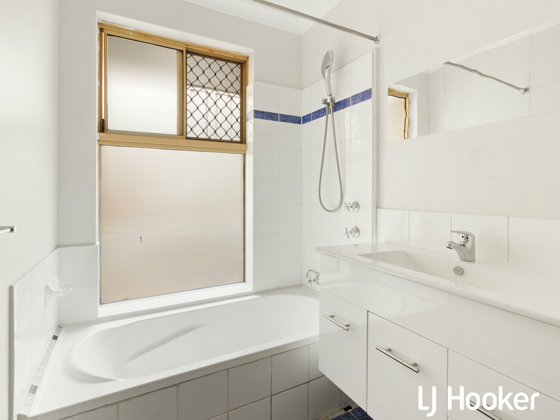 11 Cessford Close — photo 12 of 15