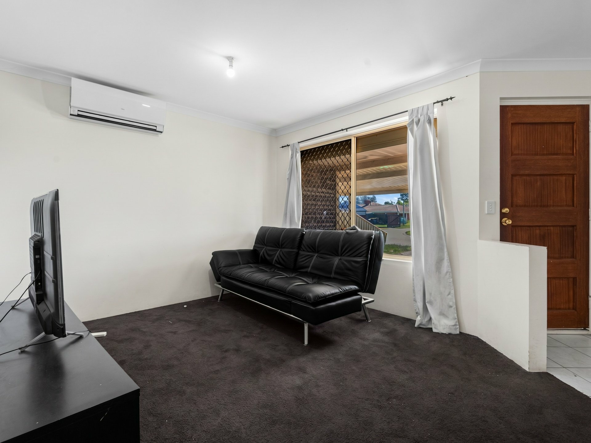 5 Primus place — photo 2 of 30