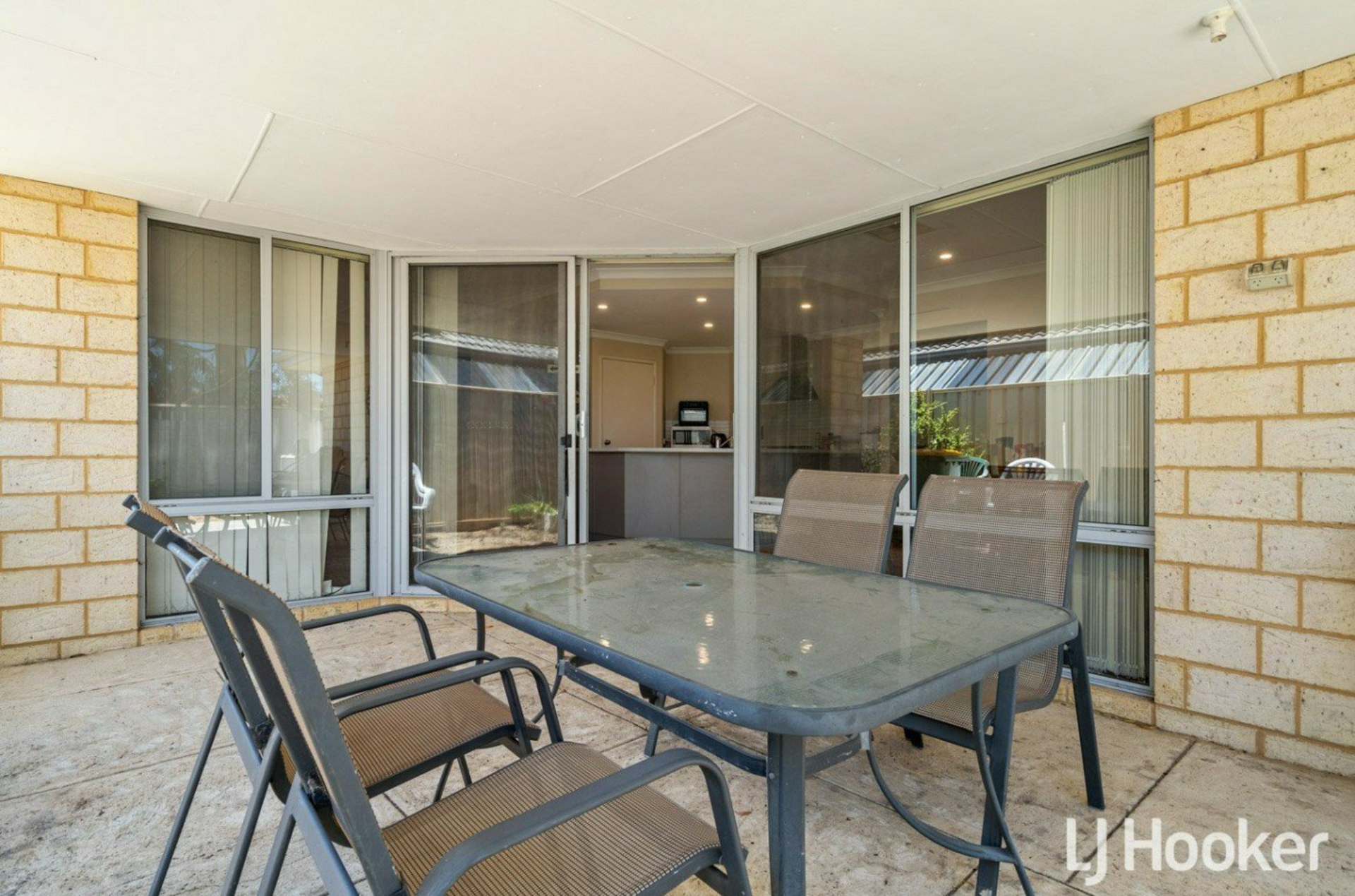 24 Clarinda Avenue — photo 16 of 20