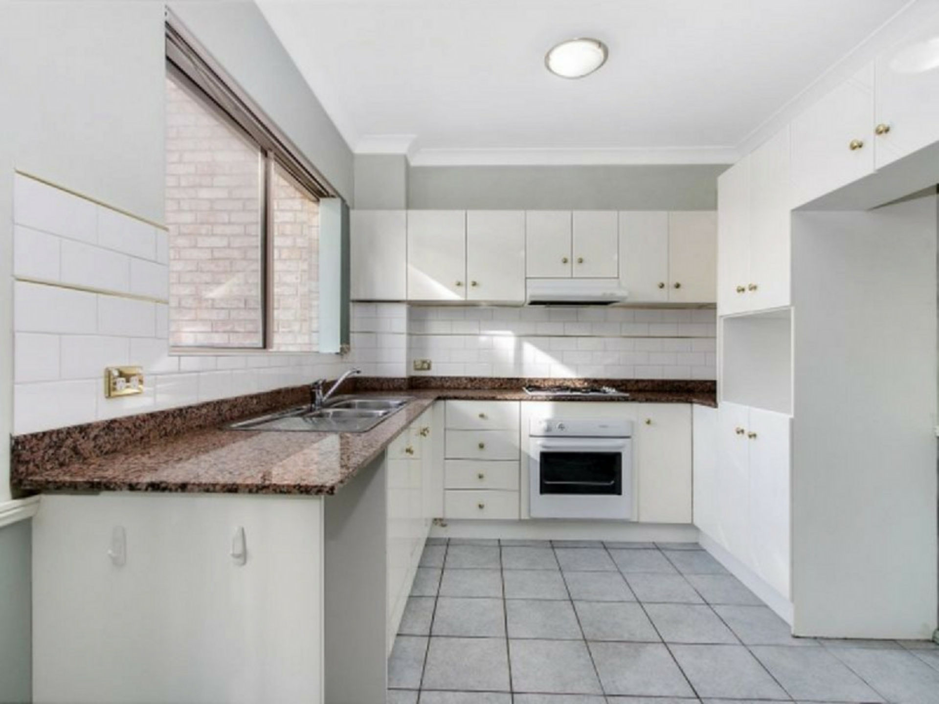 4/7 Sorrell Street, PARRAMATTA