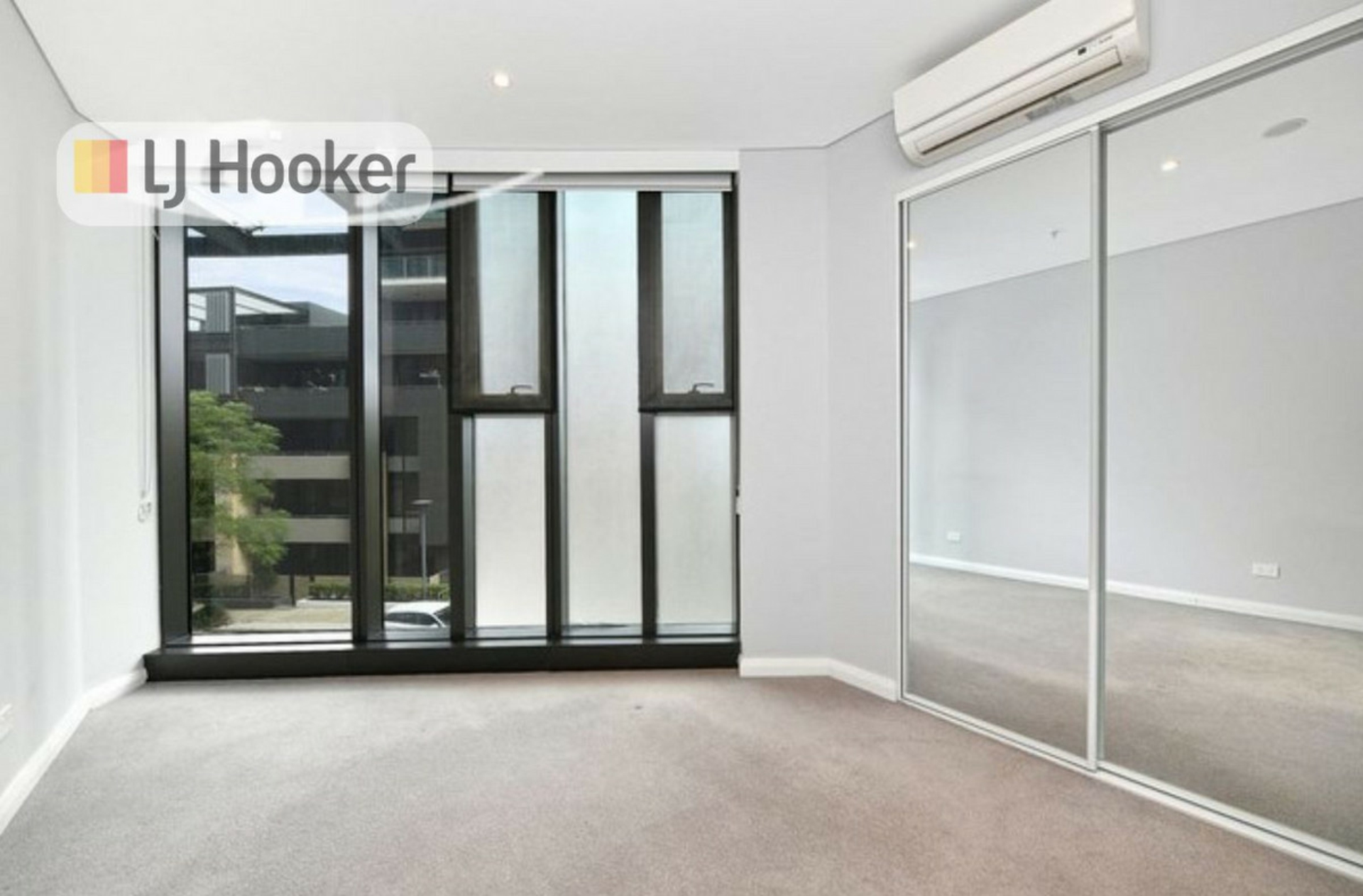 203/2 Waterways Street, WENTWORTH POINT