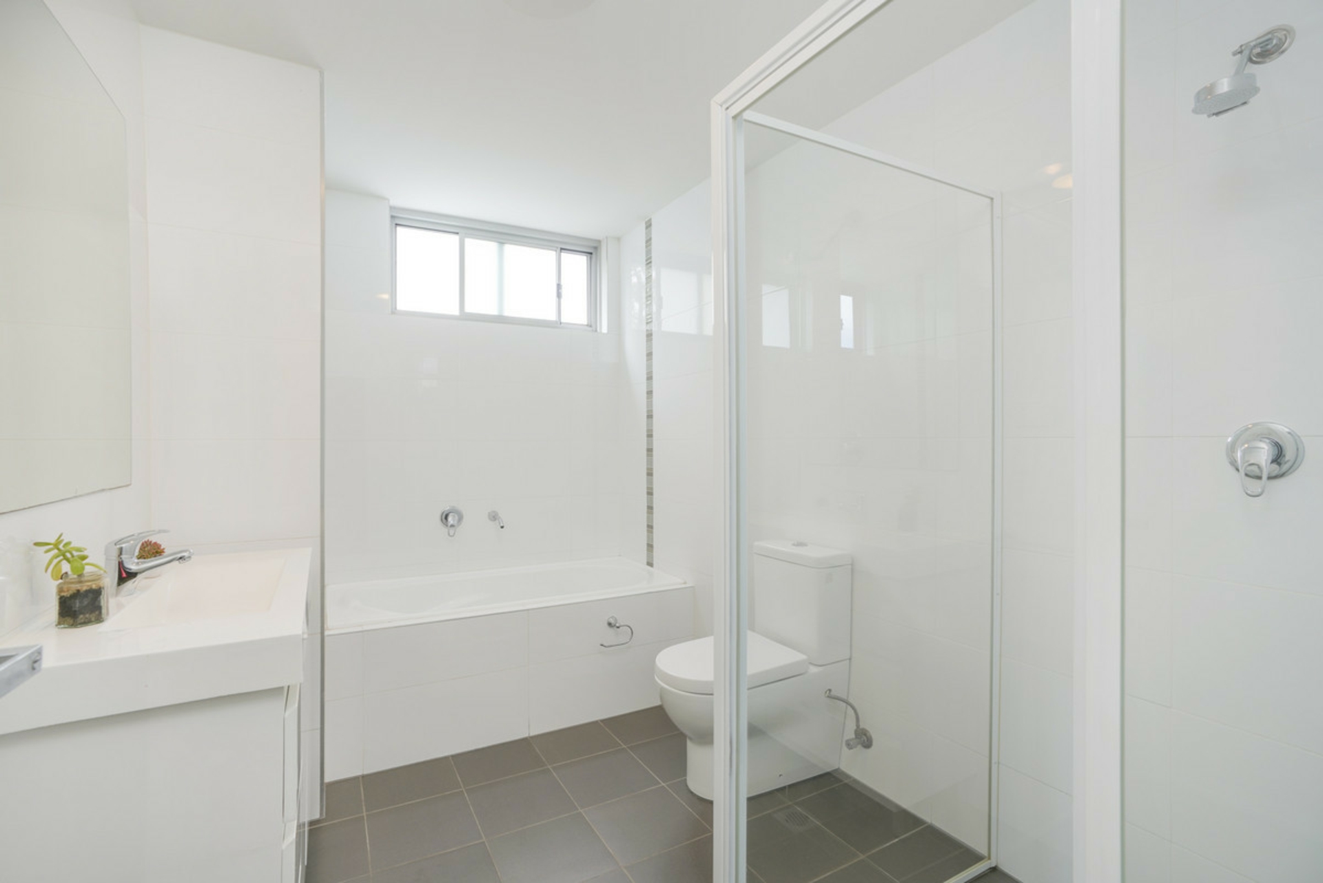 8/24-28 Mons Road, WESTMEAD