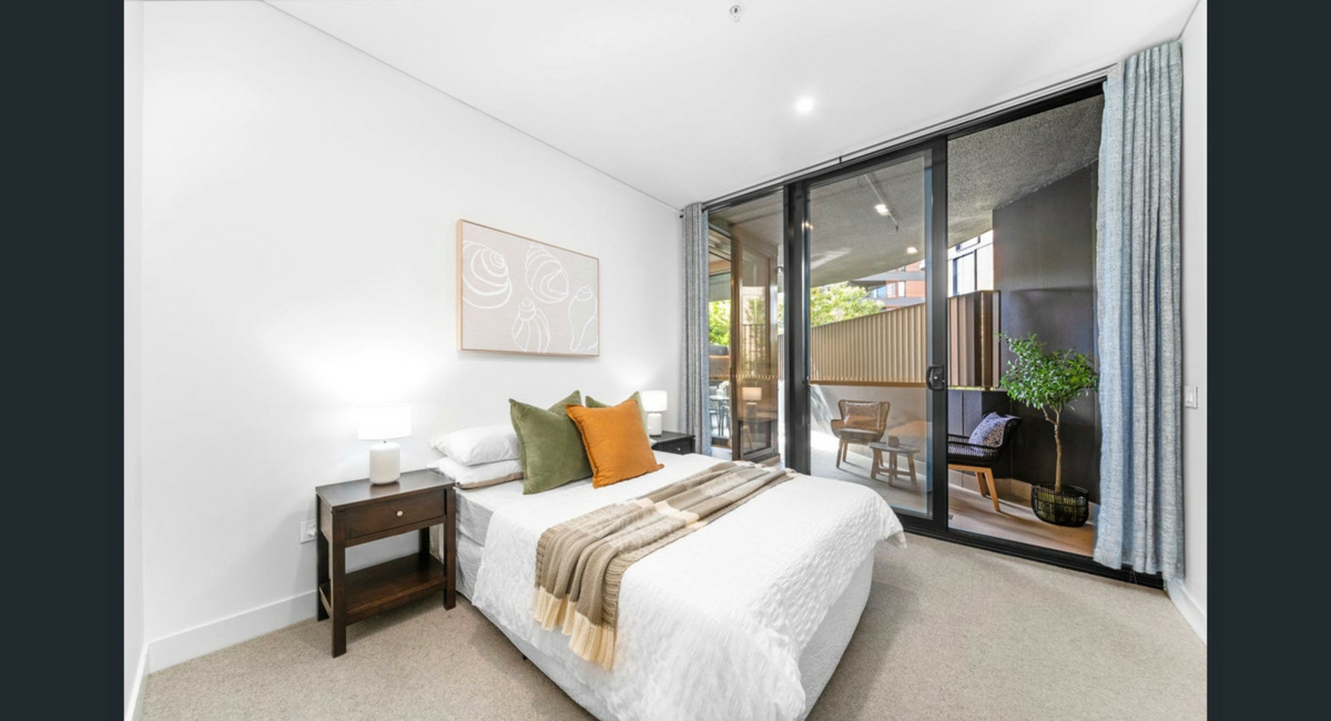436/2 Wattlebird Road, WENTWORTH POINT