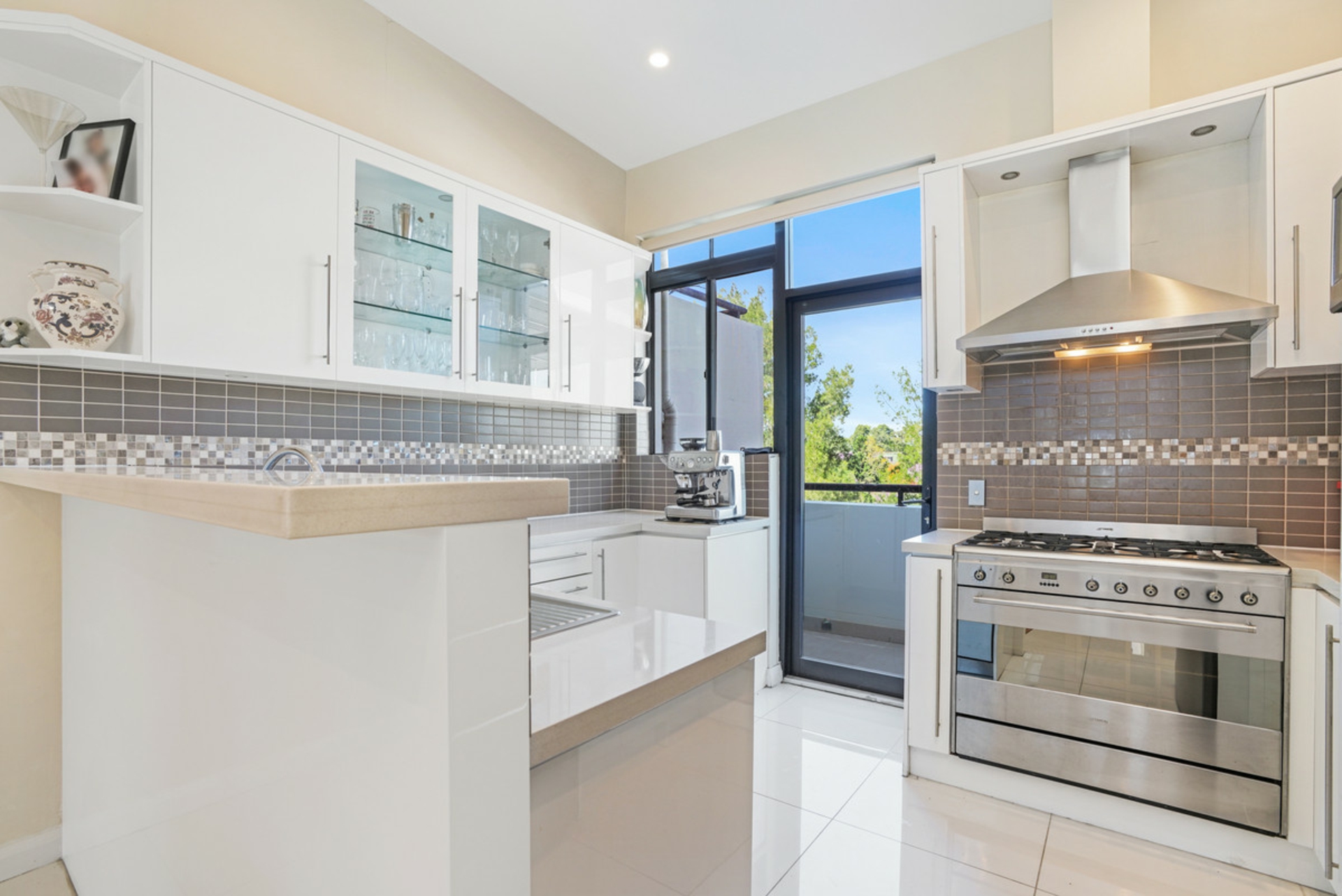 68/2-4 Purser Avenue, CASTLE HILL