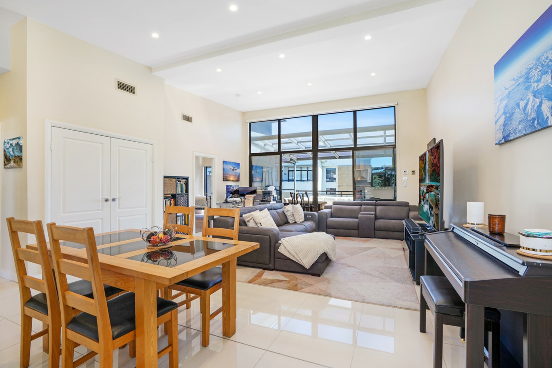 68/2-4 Purser Avenue, CASTLE HILL