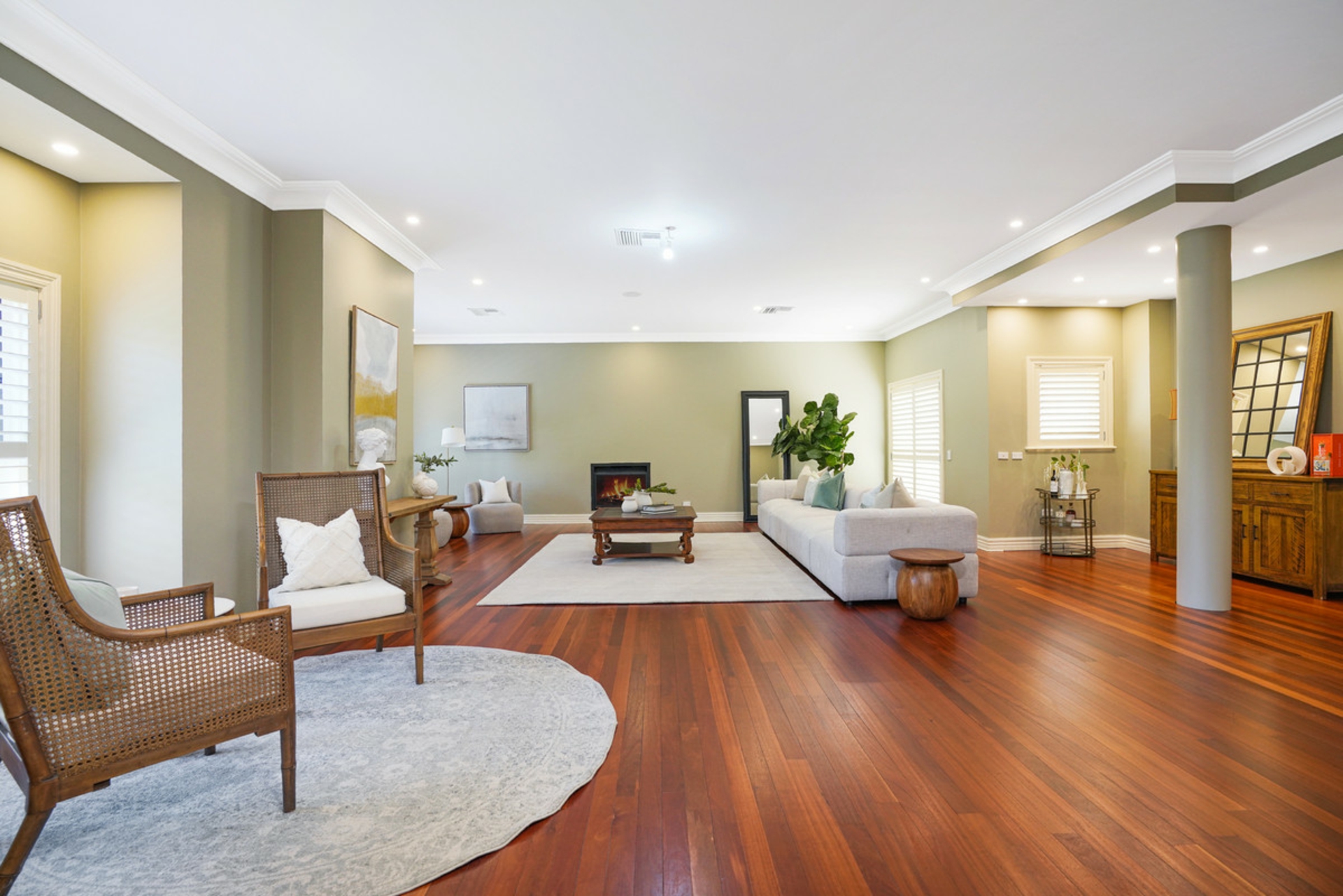 54 Balintore Drive, CASTLE HILL