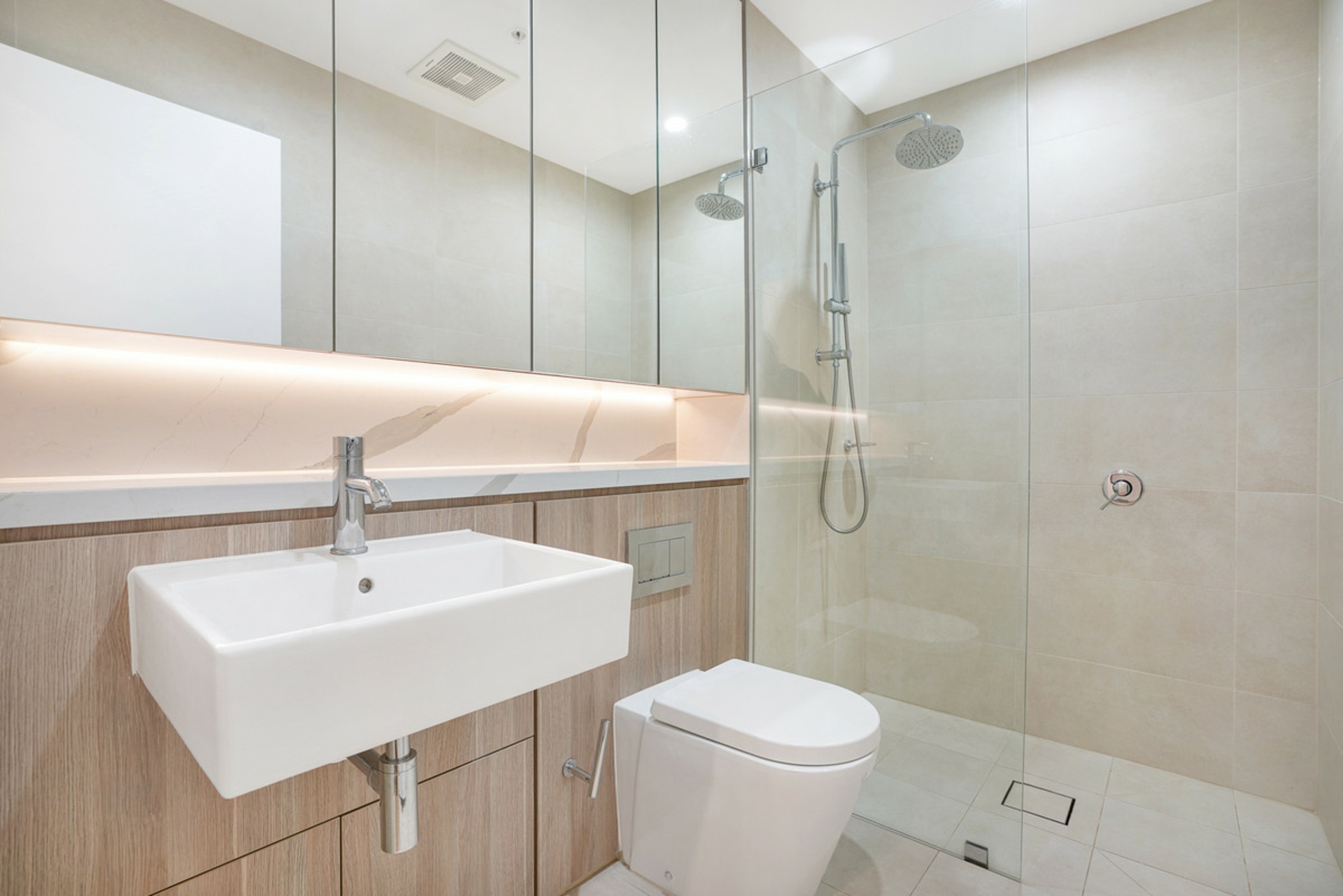 403/7 Maple Tree Road, WESTMEAD
