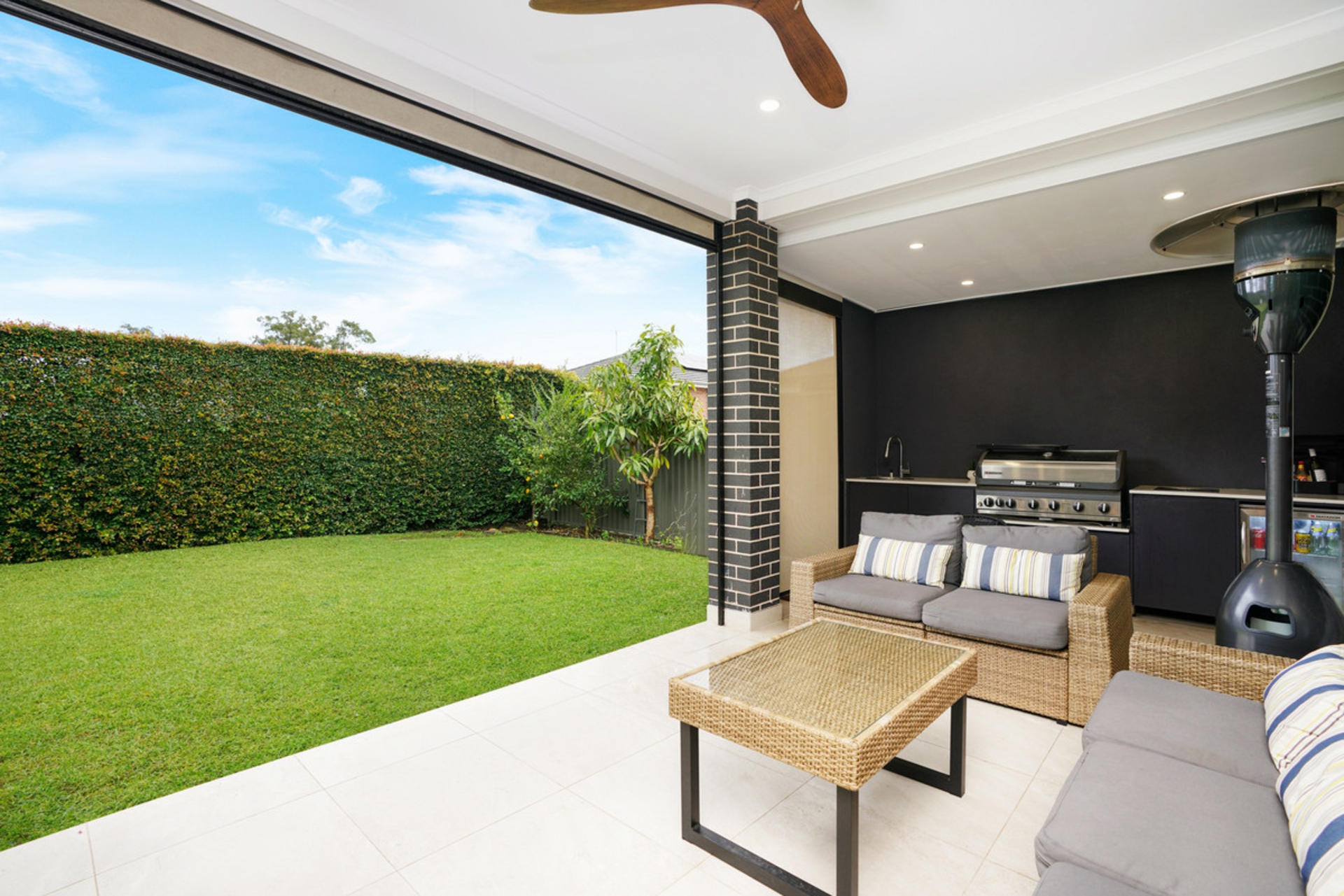 42 Marketsfield Avenue, NORTH KELLYVILLE