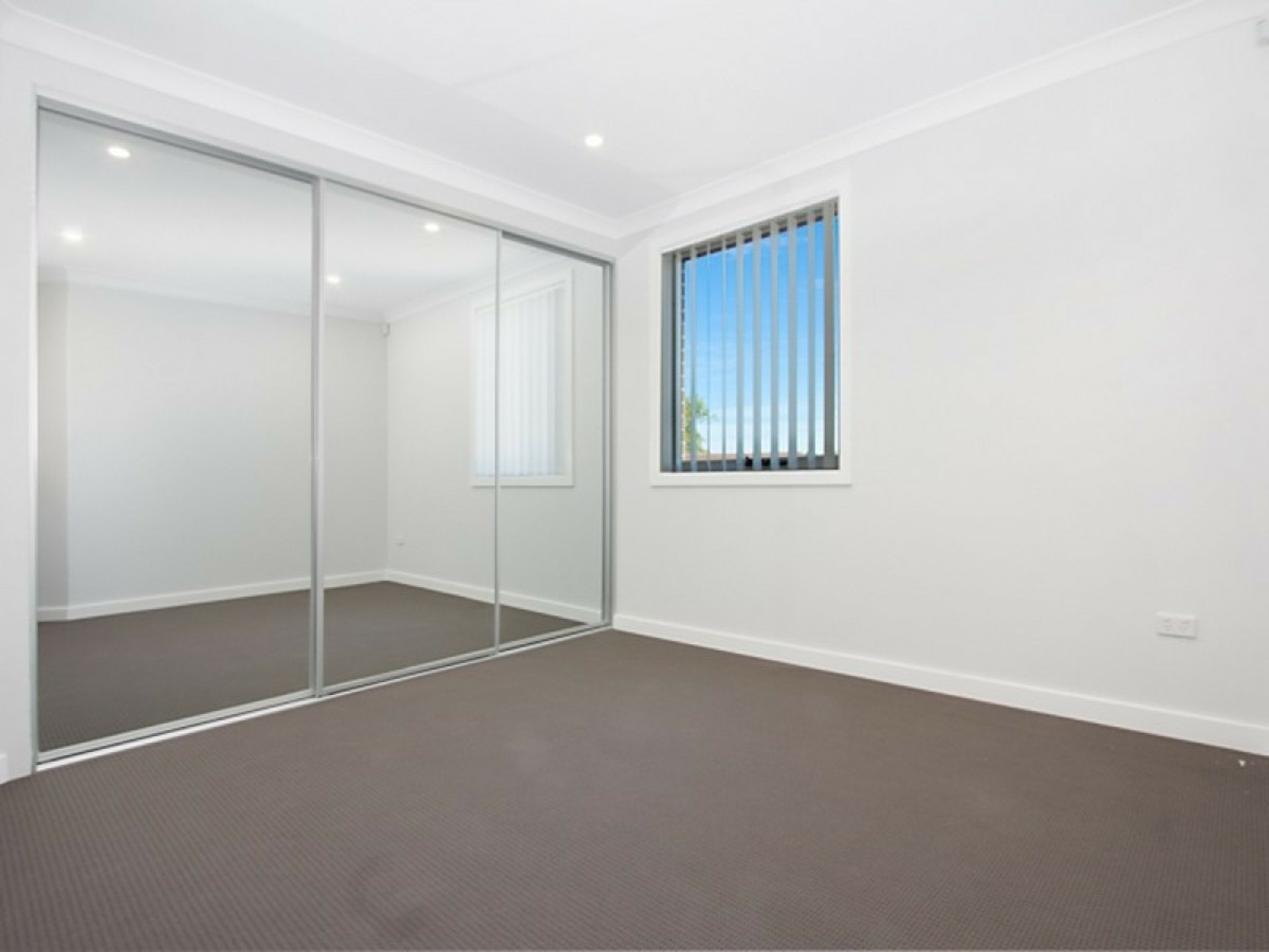 5/58-62 Fitzwilliam Road — photo 5 of 9