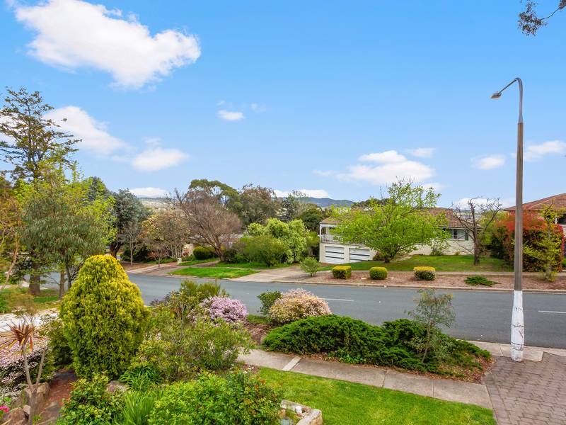 76 Hilder Street, WESTON
