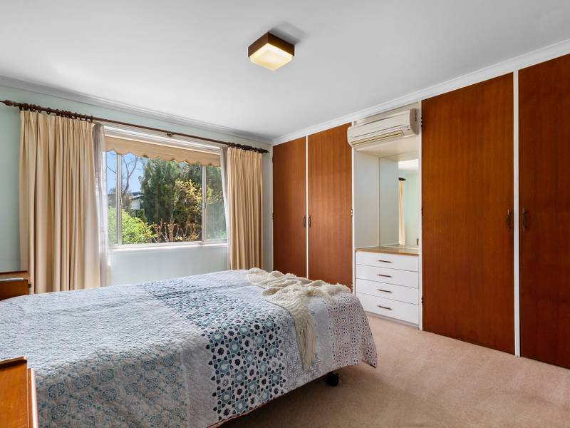 76 Hilder Street, WESTON