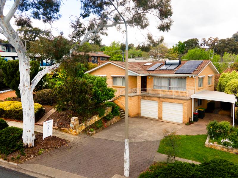 76 Hilder Street, WESTON