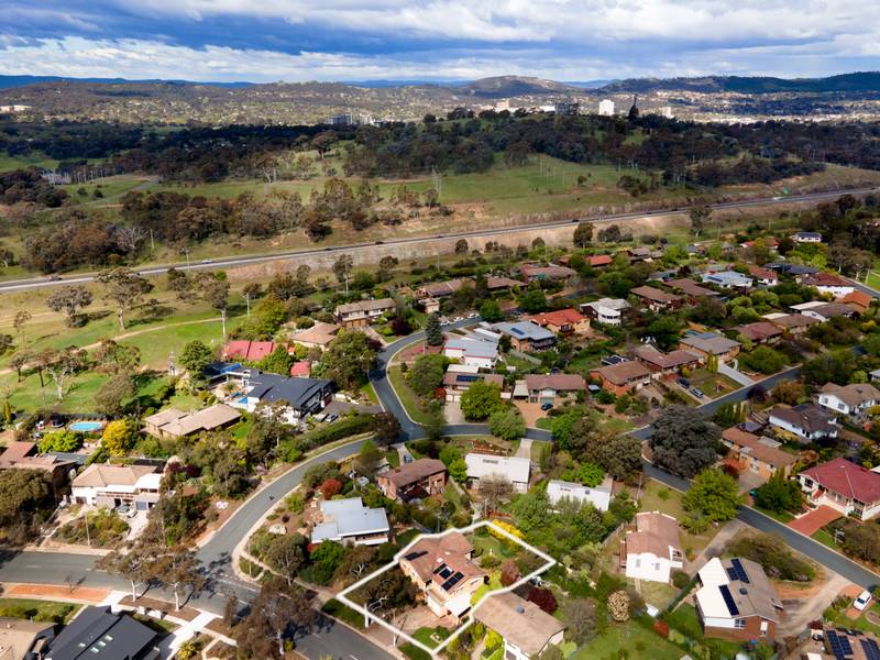 76 Hilder Street, WESTON