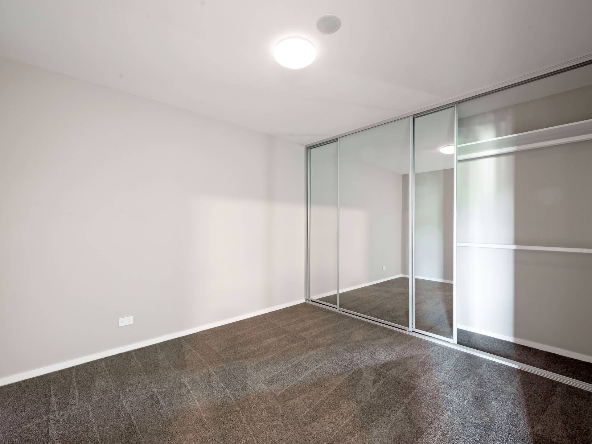 406/566 Cotter Road, WRIGHT