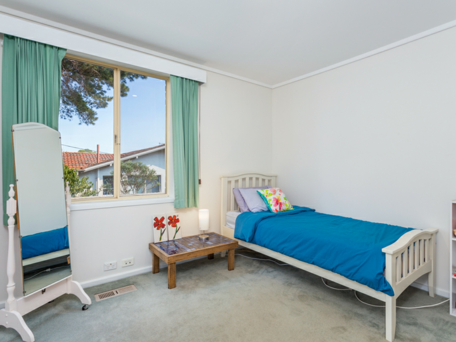 37 Meldrum Street, WESTON