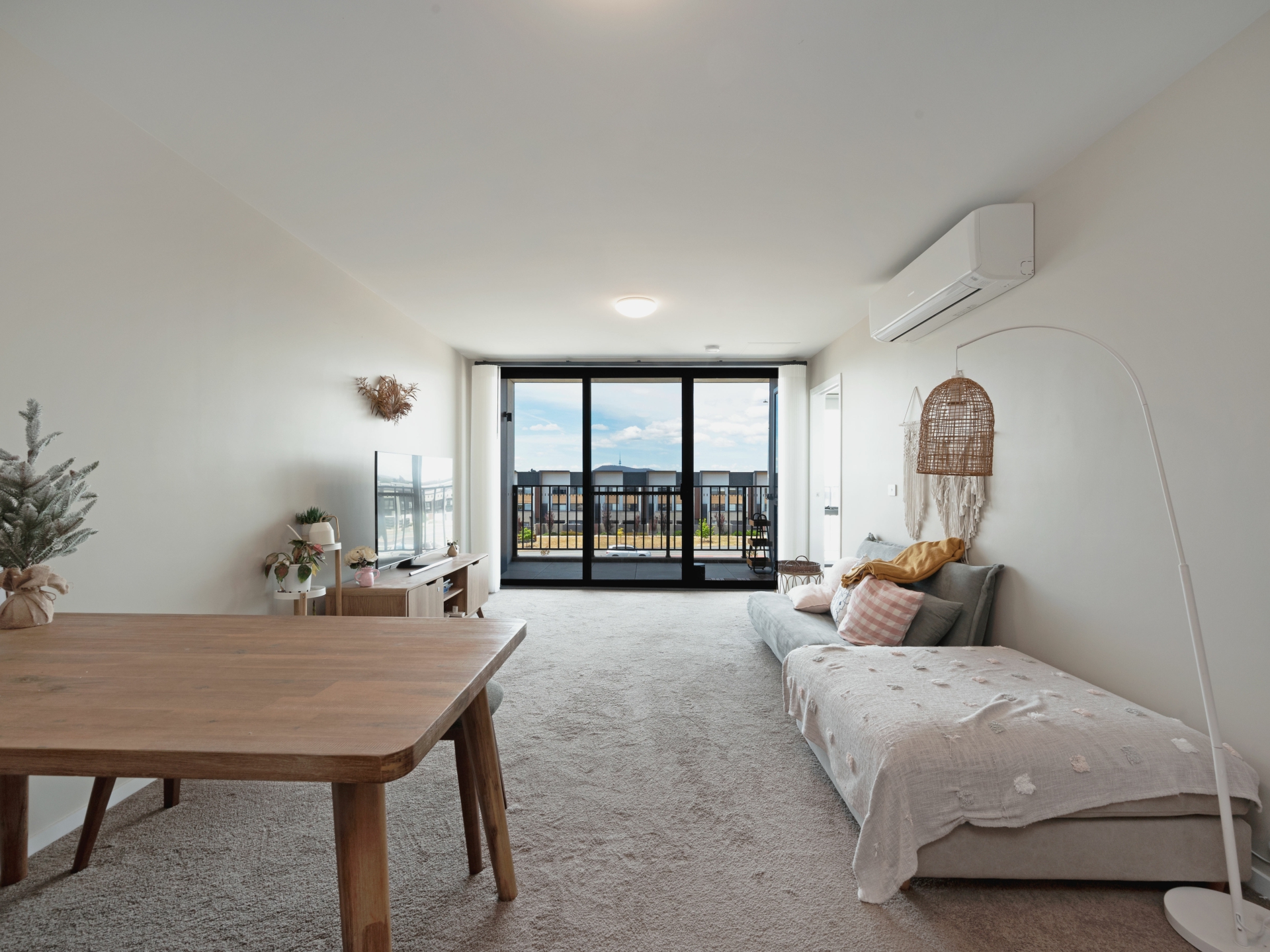 24/566 Cotter Road, WRIGHT