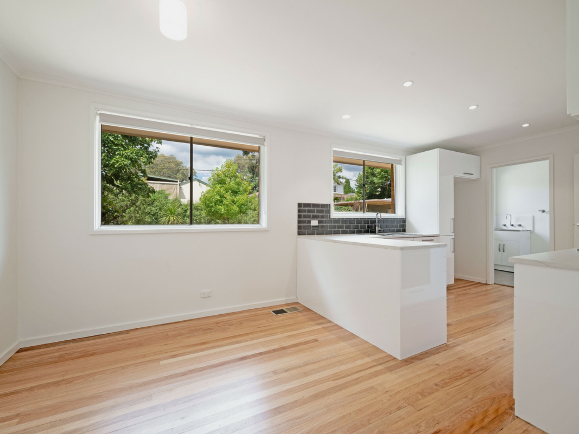 30 Hyndes Crescent, HOLDER