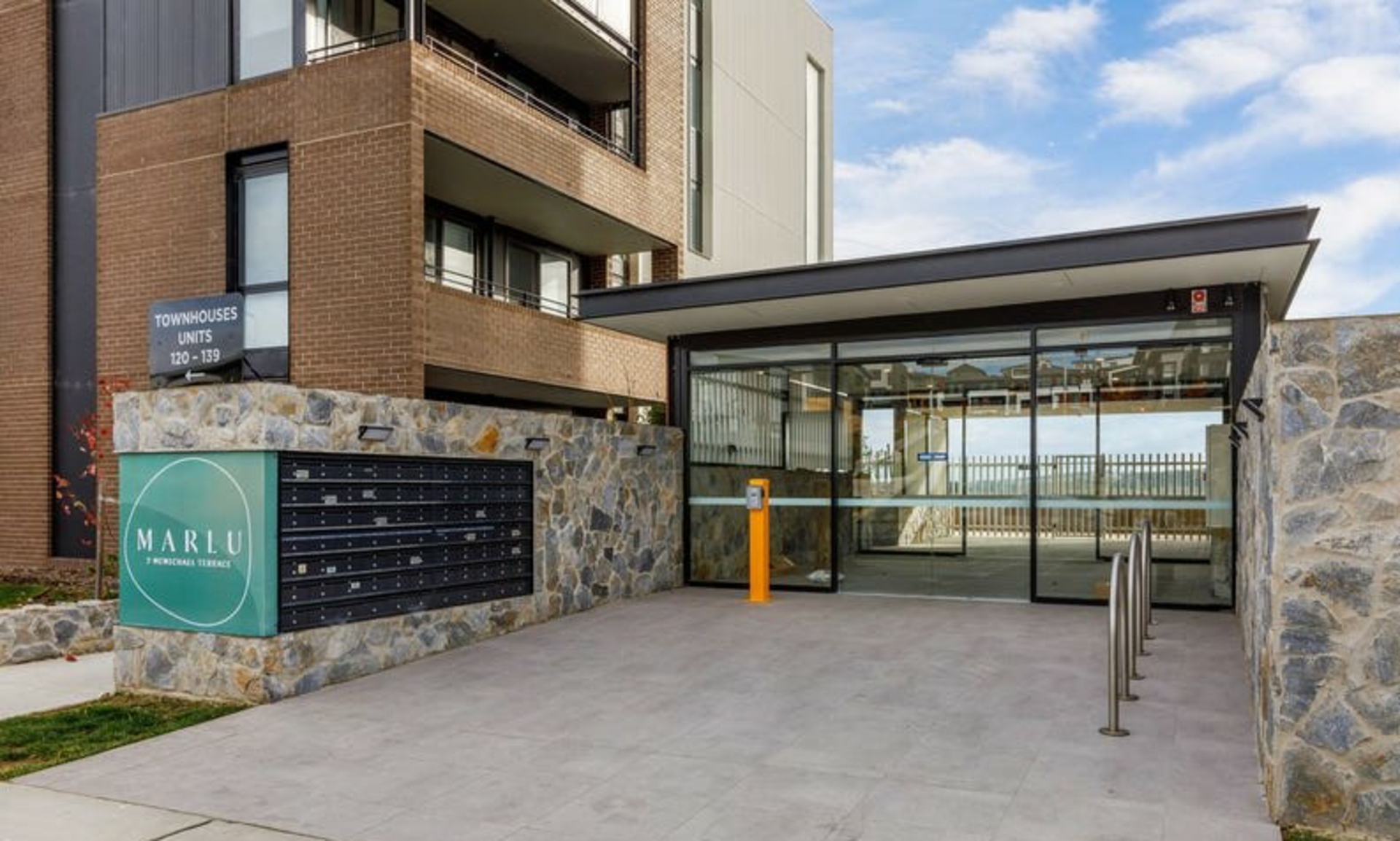 8/2 McMichael Terrace, DENMAN PROSPECT