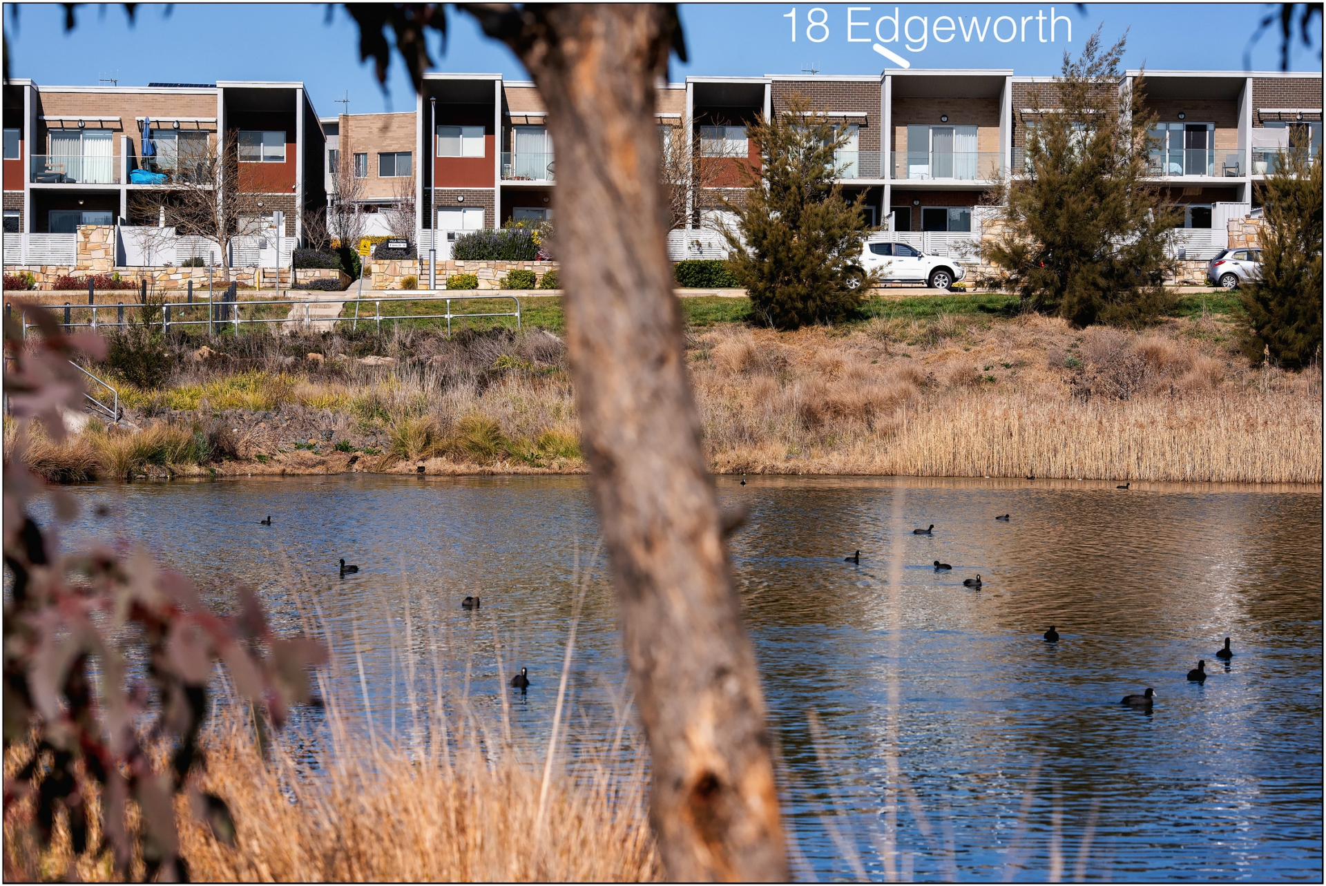 18 Edgeworth Parade, Coombs