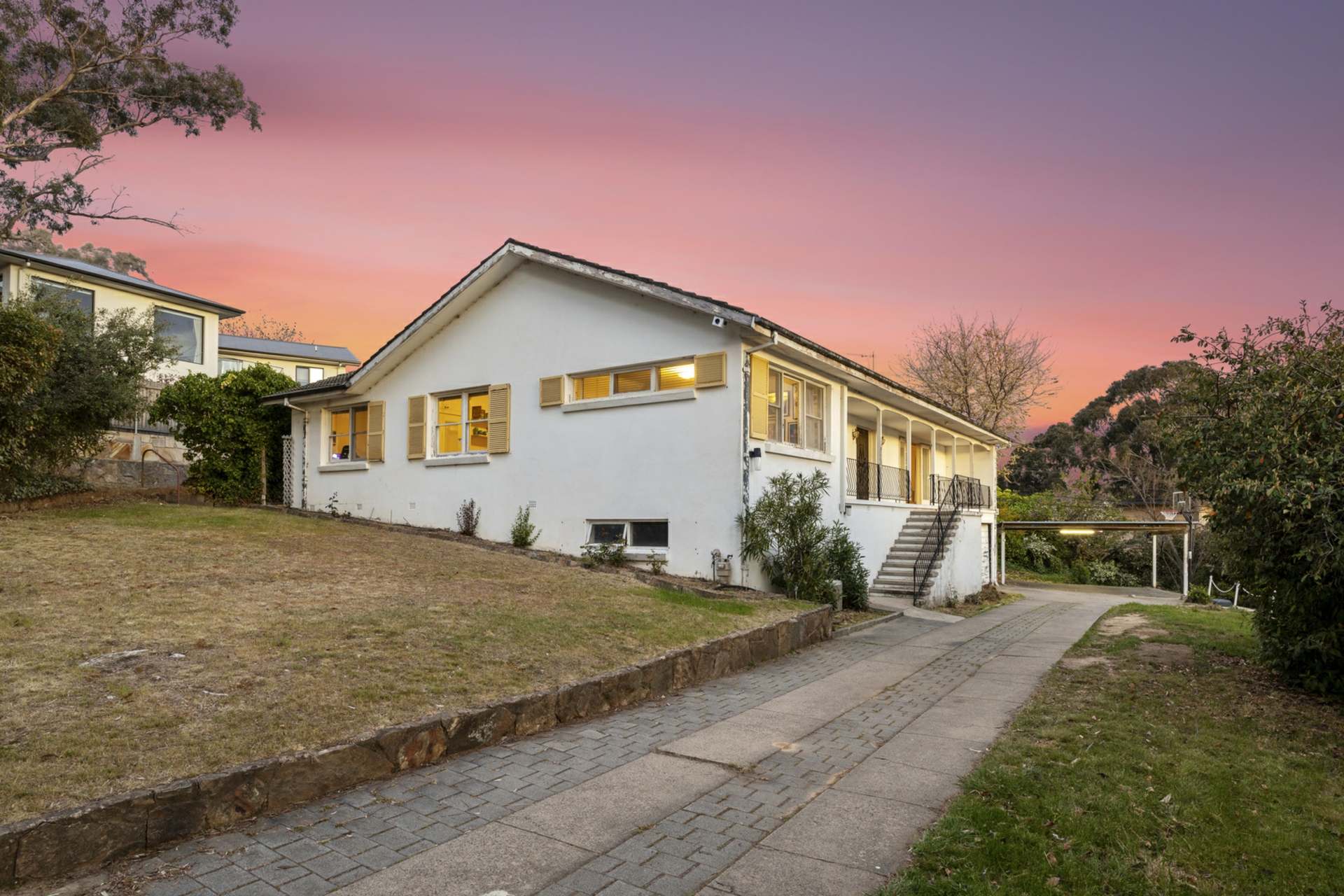 6 Downes Place, Hughes