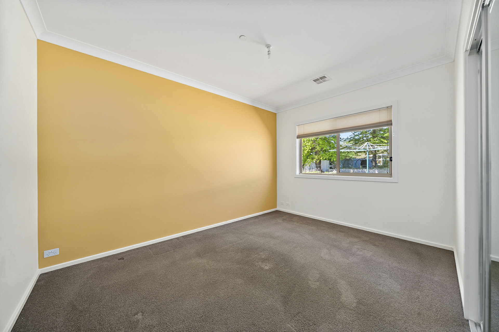 4 Len Ryan Street, URIARRA VILLAGE