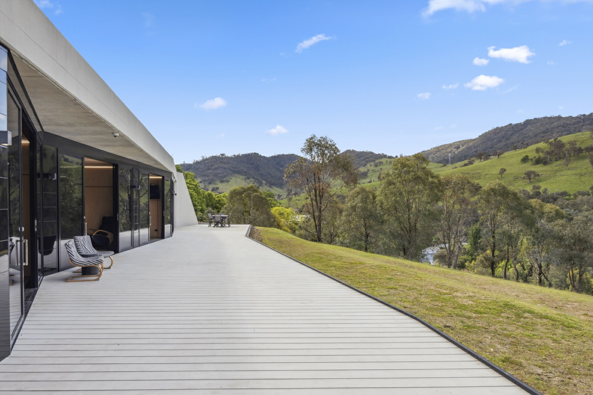 2/21 Walls Creek Road East, GOOBARRAGANDRA