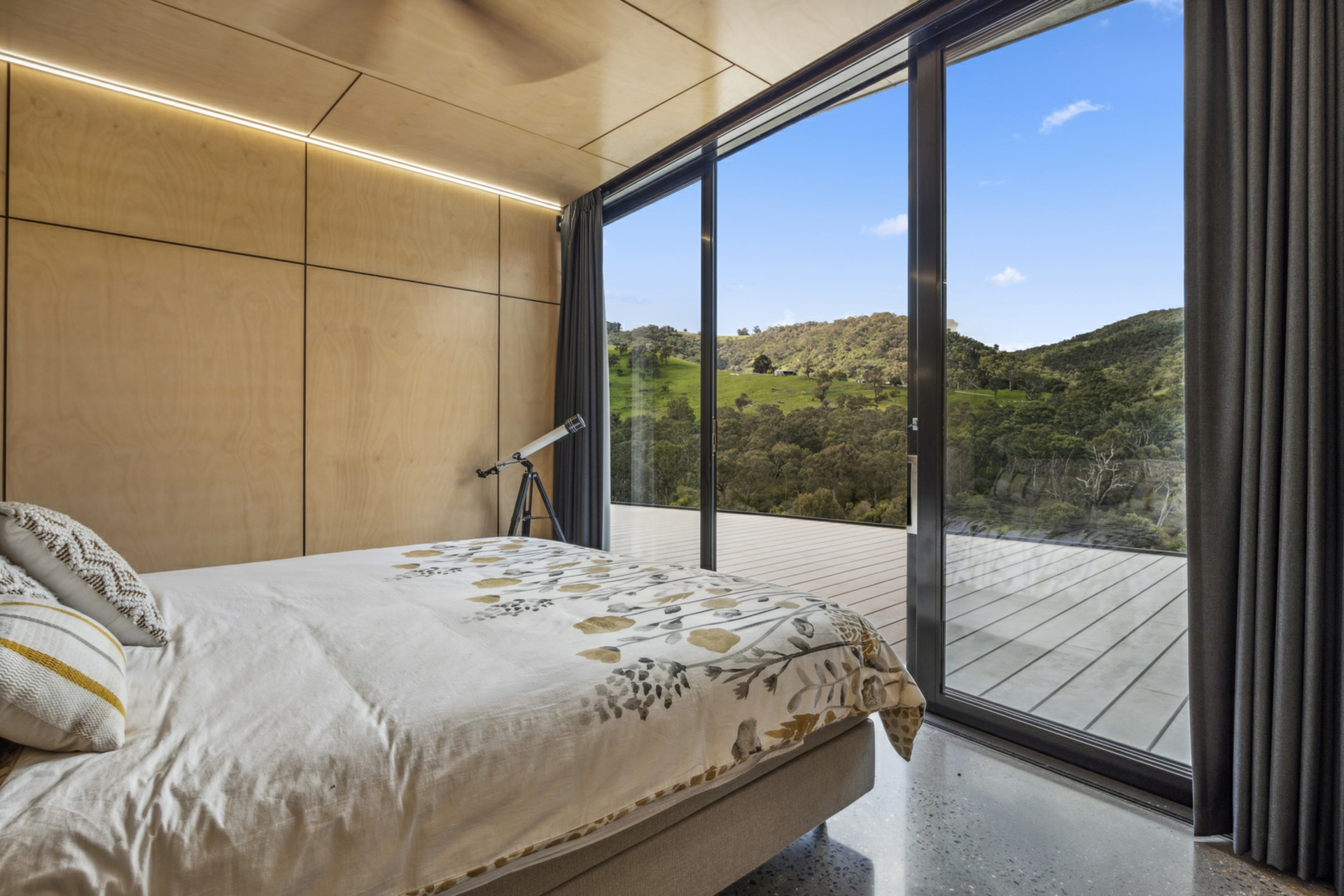2/21 Walls Creek Road East, GOOBARRAGANDRA