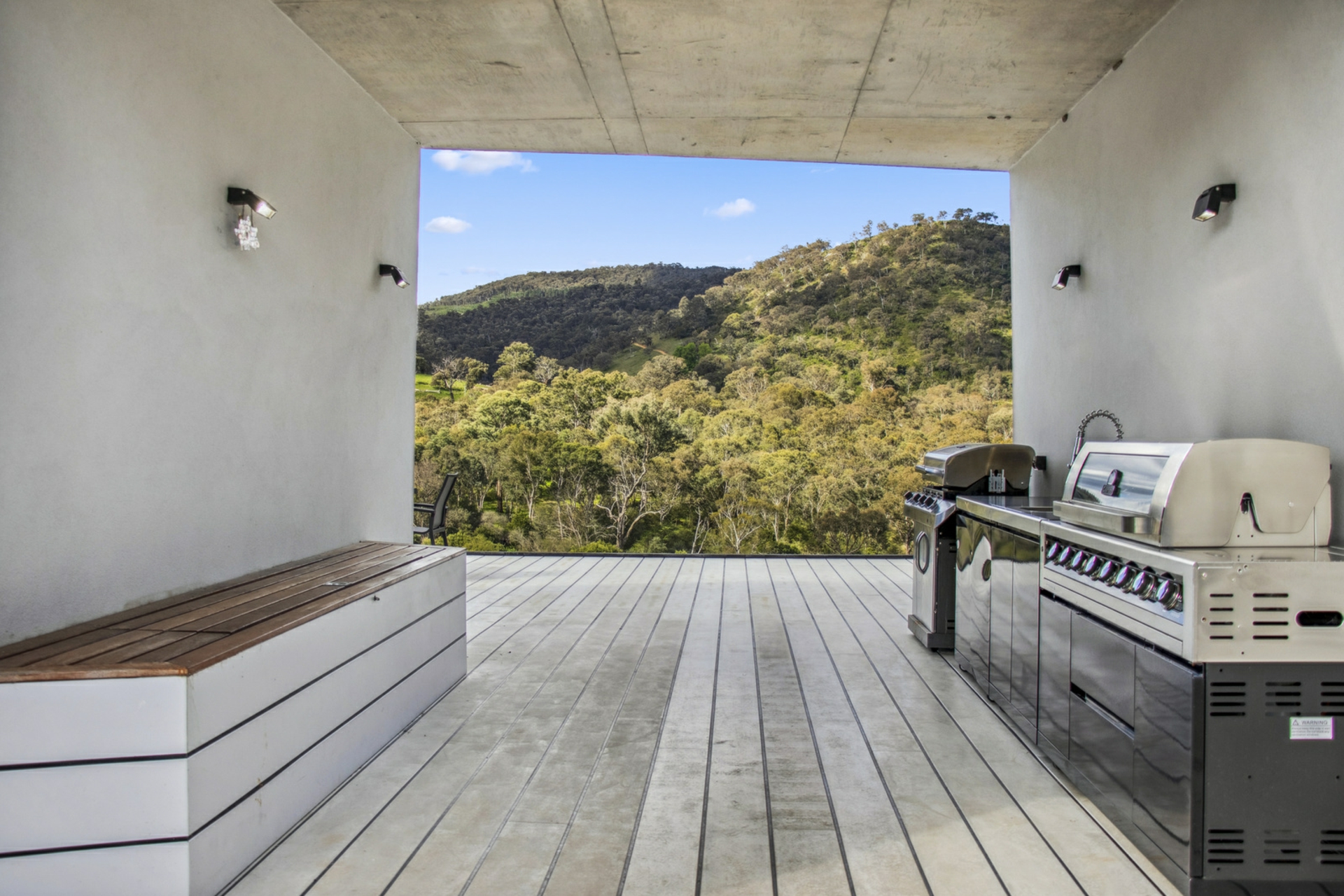 2/21 Walls Creek Road East, GOOBARRAGANDRA