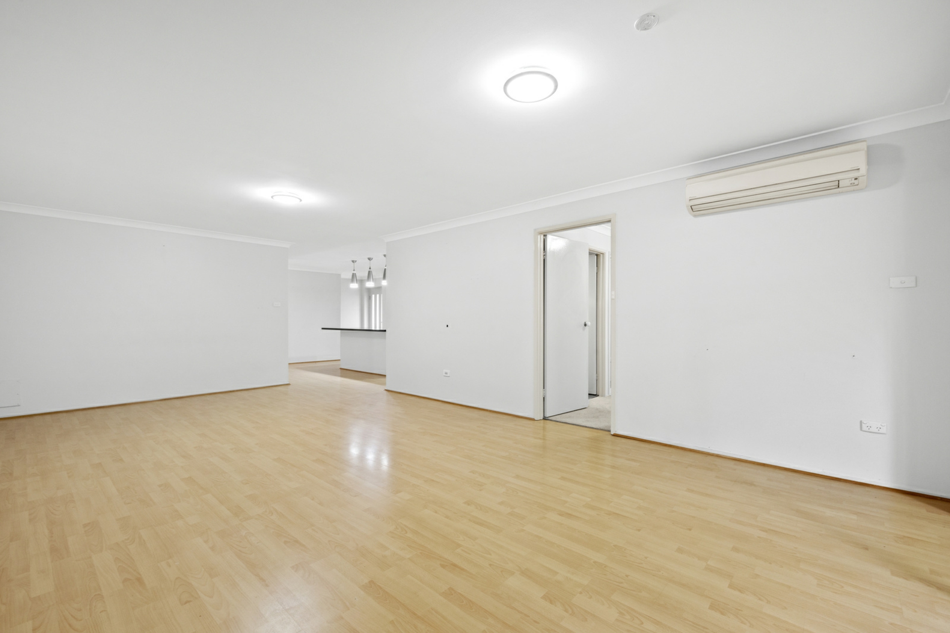 49/12 Avalon Court, PHILLIP
