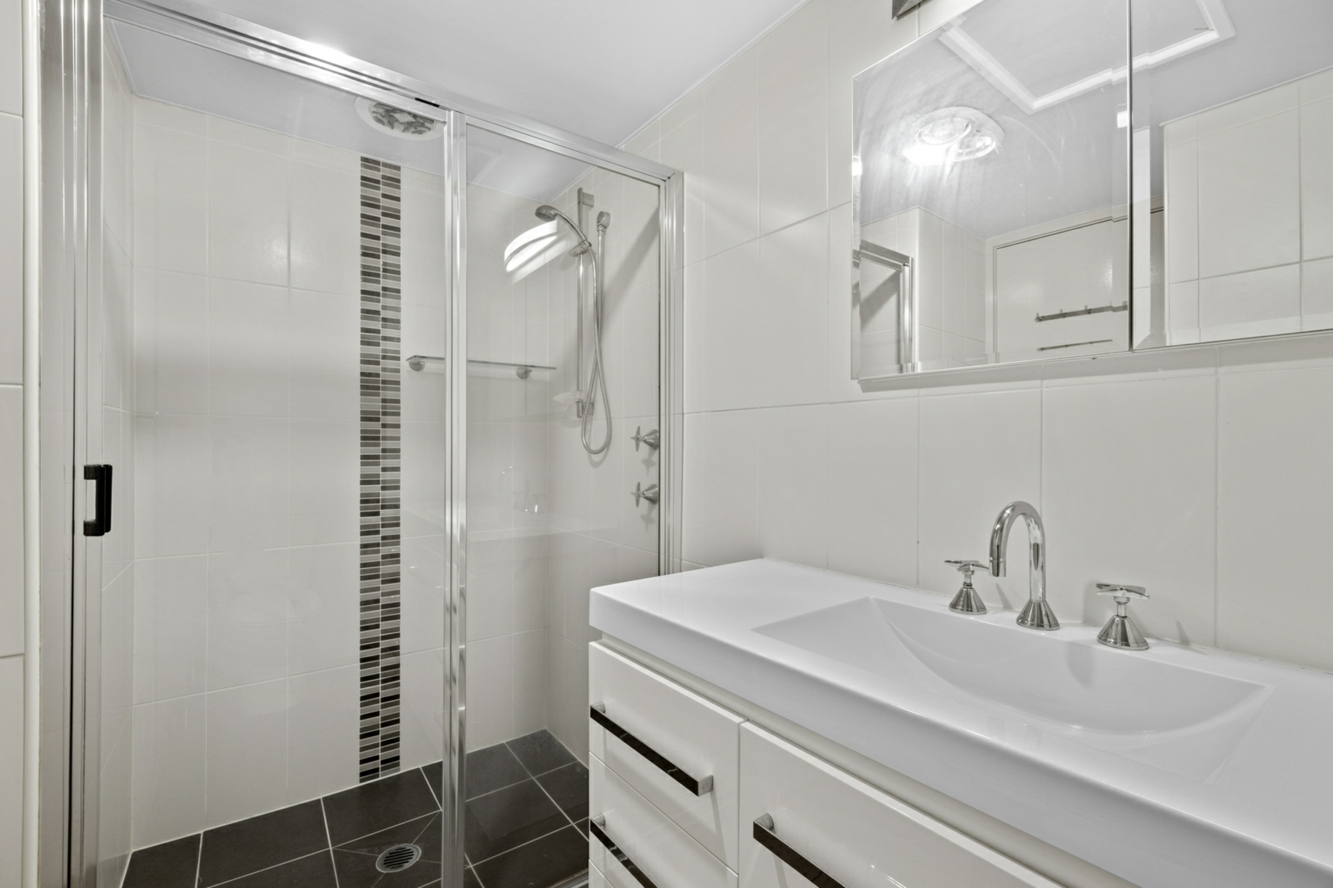 49/12 Avalon Court, PHILLIP