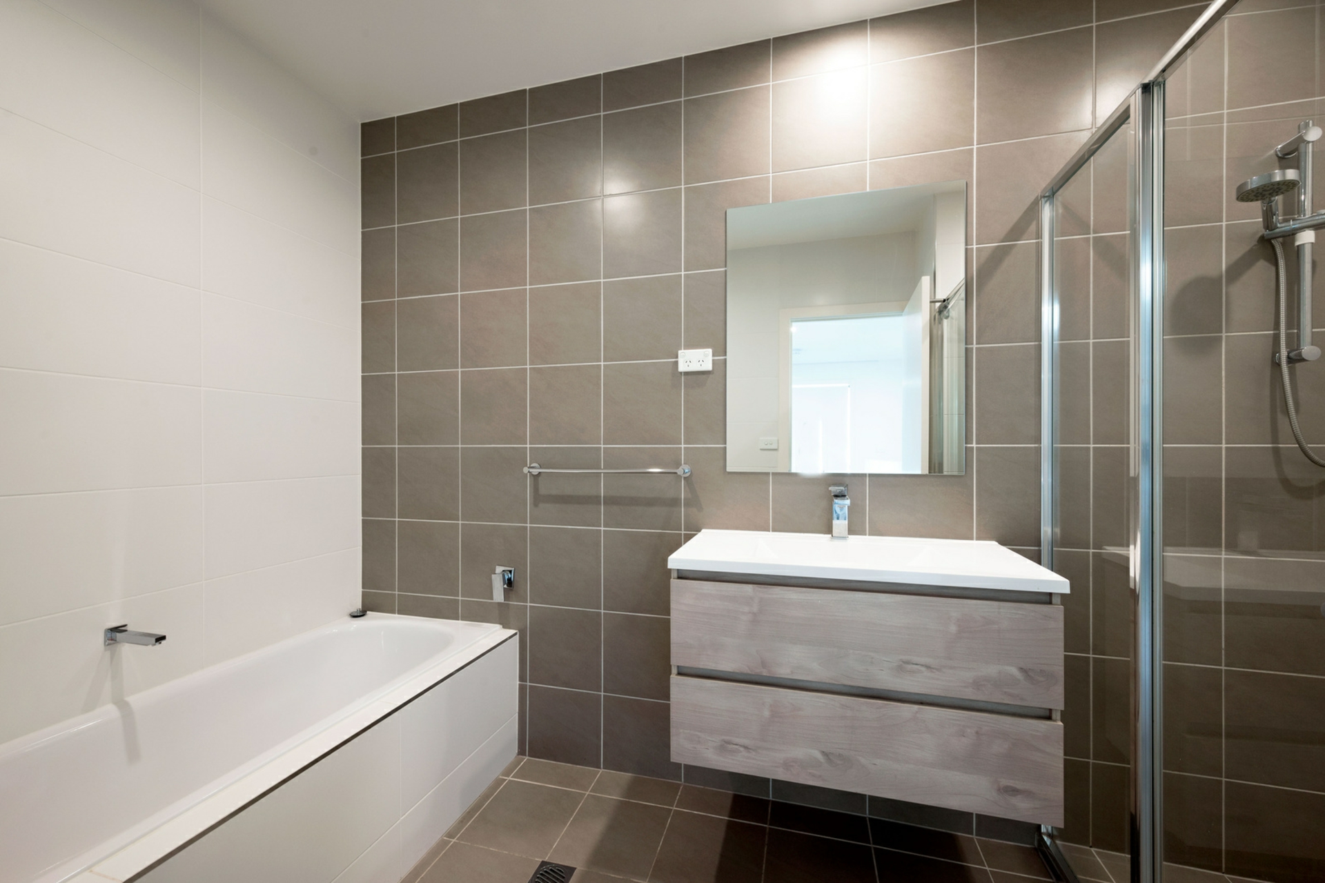 61/128 John Gorton Drive, COOMBS