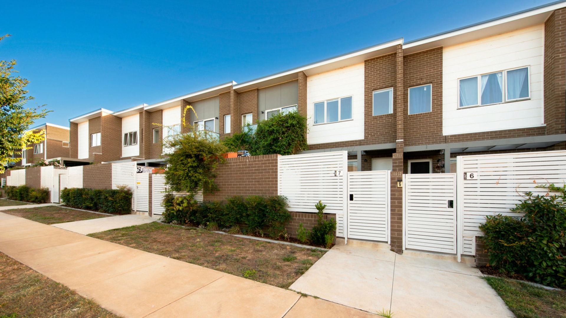 7/33 Arthur Blakeley Way, COOMBS