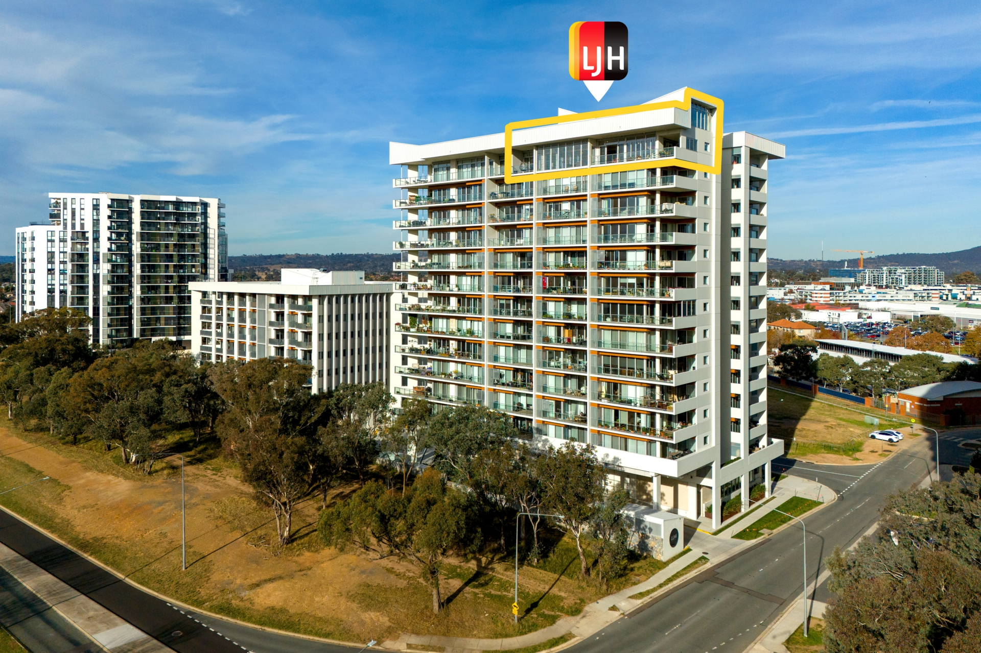 1305 'Lumi'/102 Swain Street — photo from LJ Hooker Woden | Weston
