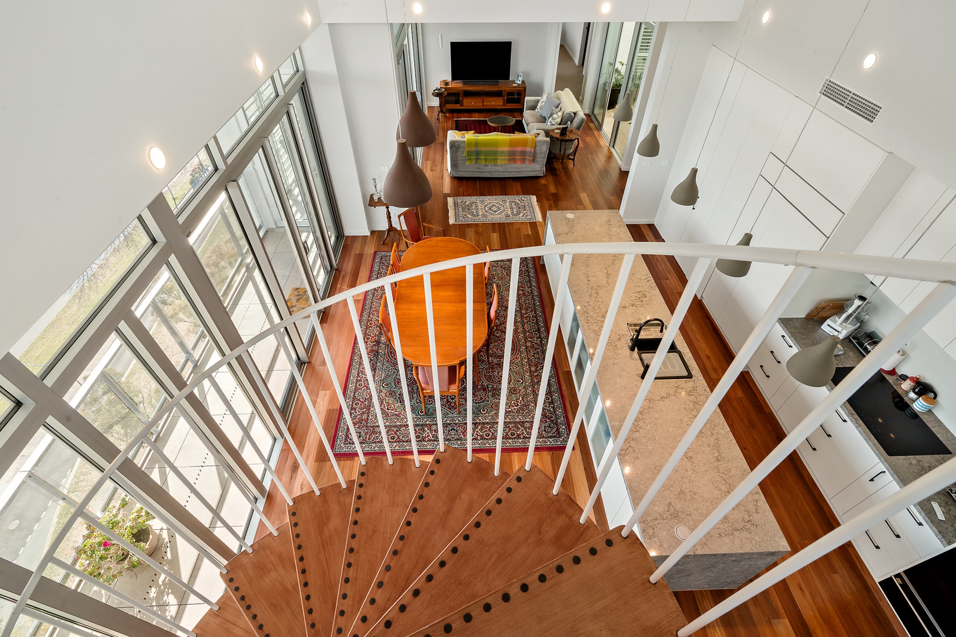 1305 'Lumi'/102 Swain Street — photo 9 of 24