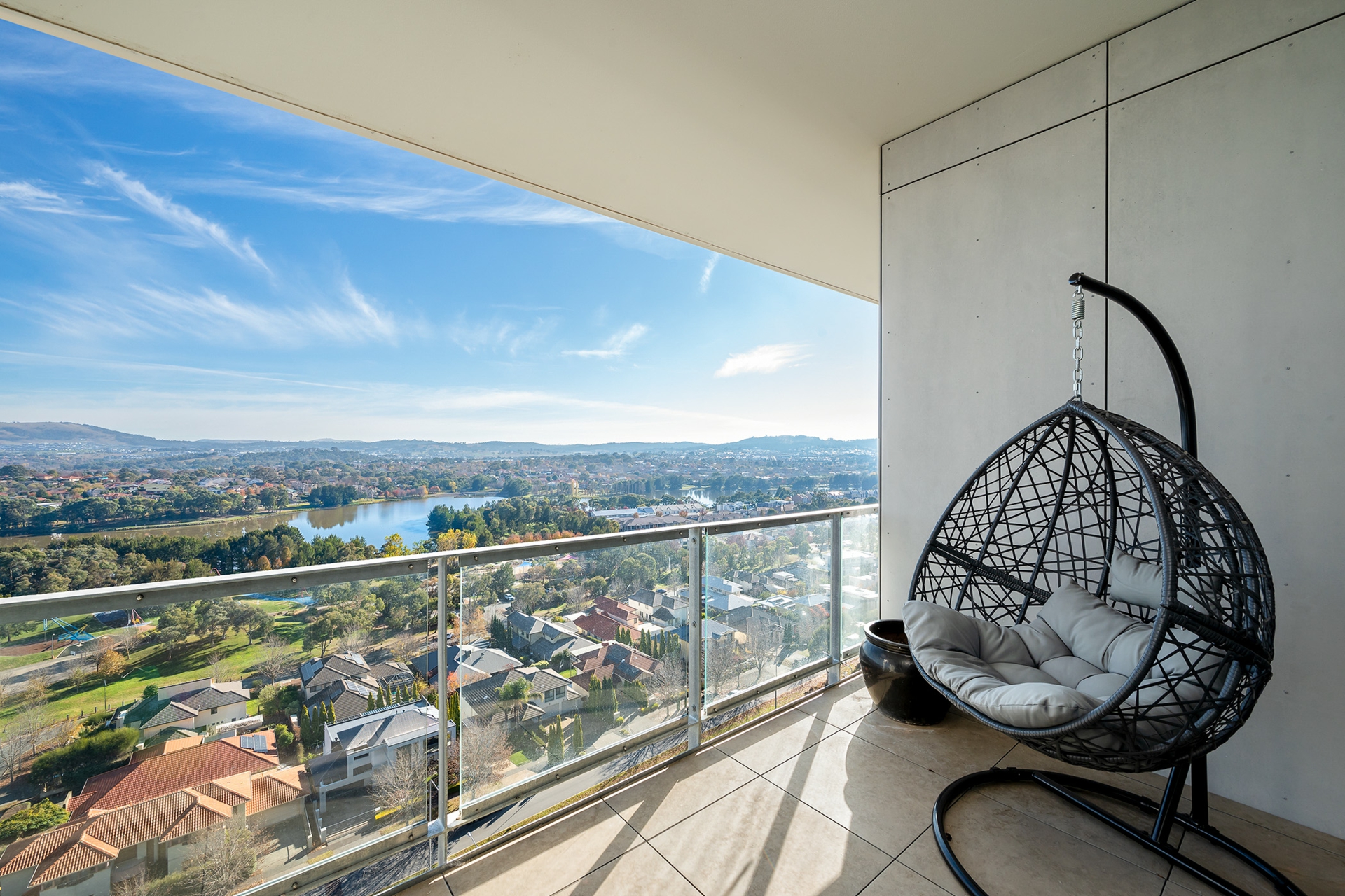 1305 'Lumi'/102 Swain Street — photo 12 of 24