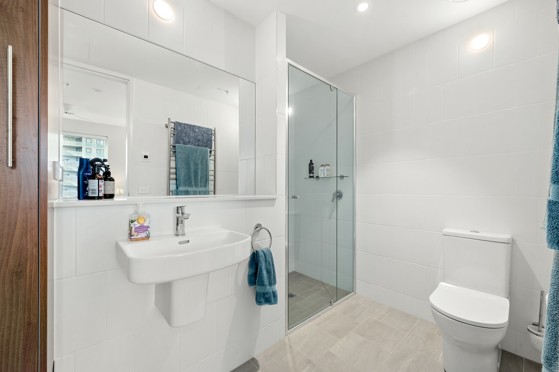 1305 'Lumi'/102 Swain Street — photo 19 of 24