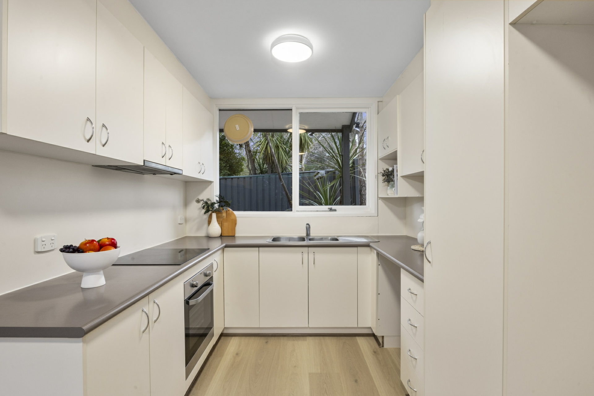 1 Lomatia Place, RIVETT