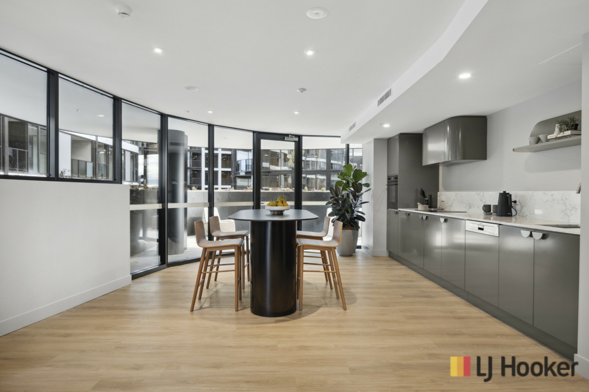 1401/6 Furzer Street, PHILLIP