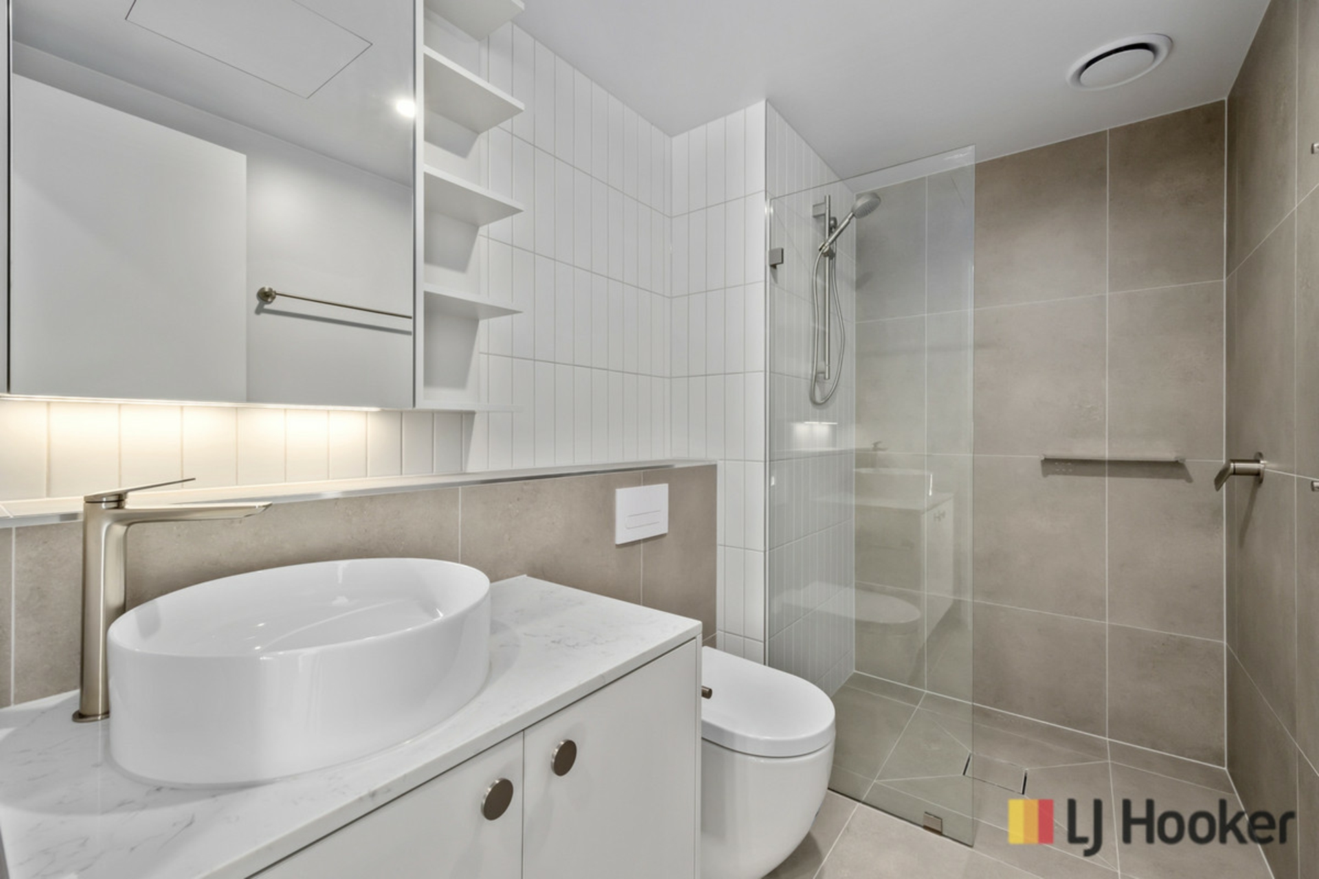 915/6 Furzer Street, PHILLIP