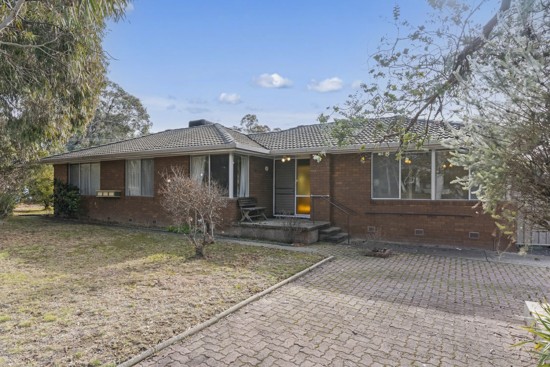 95 Dixon Drive, Duffy