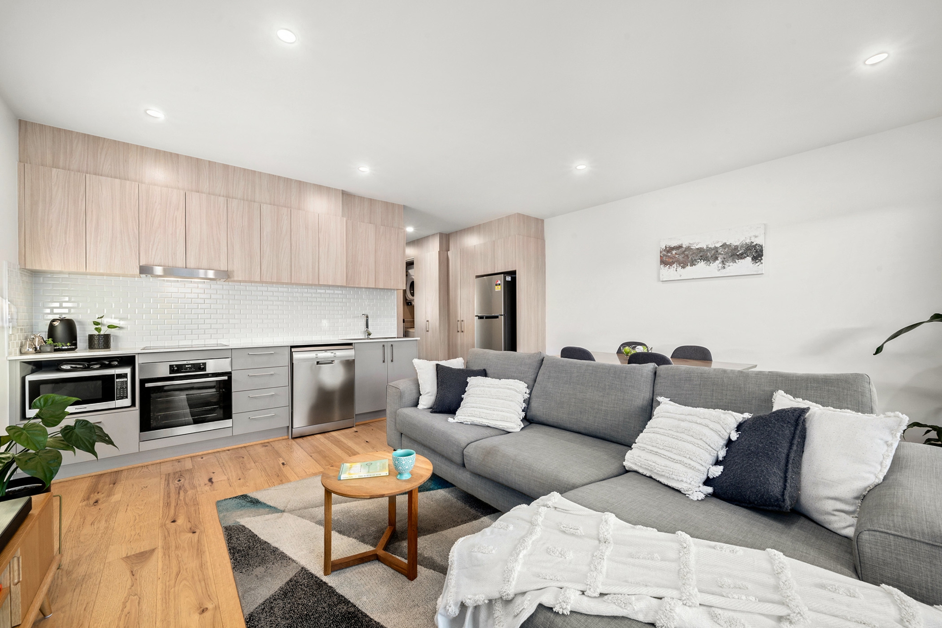 16/2 Telfer Street, Coombs