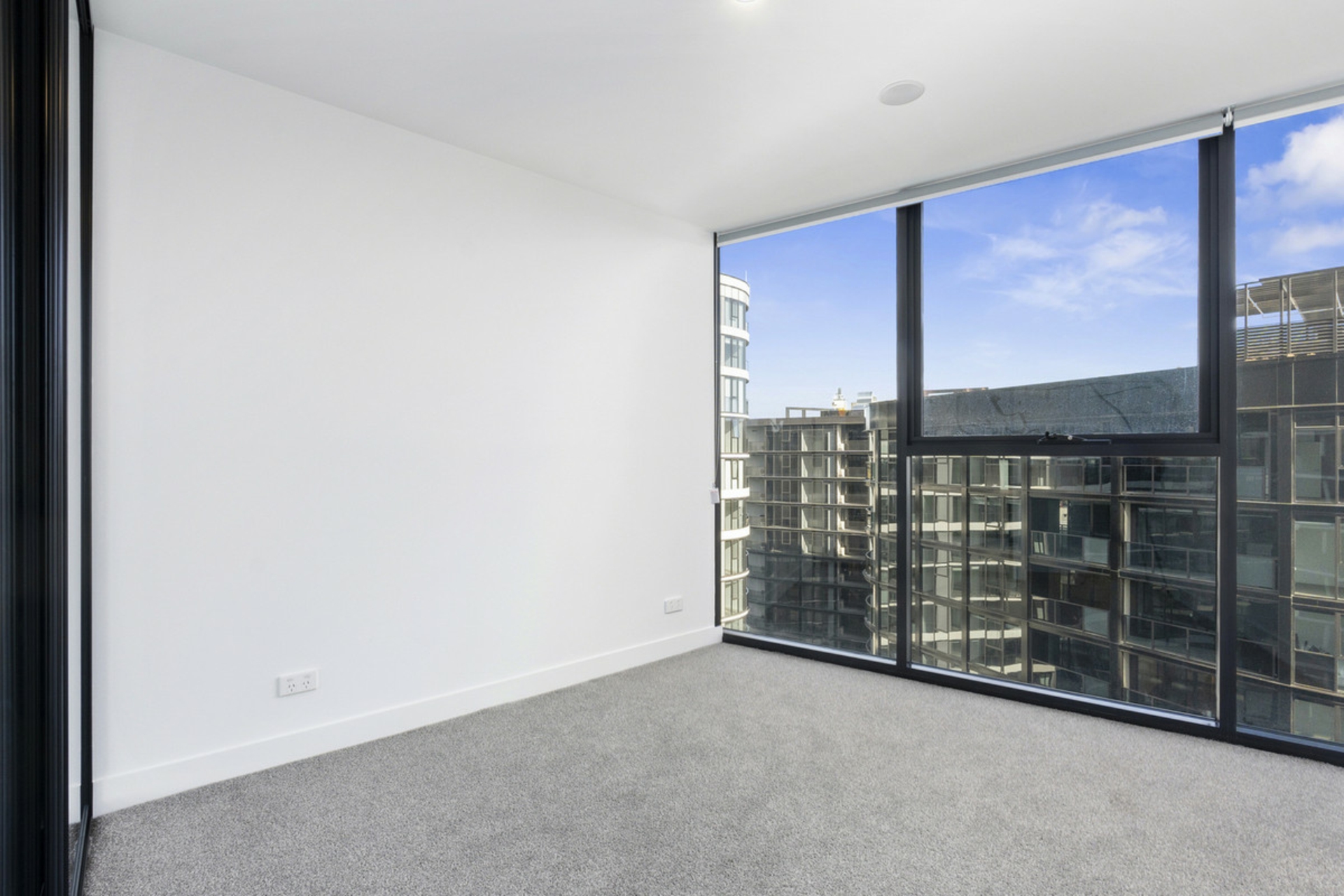 1106/2 Furzer Street — photo 8 of 25