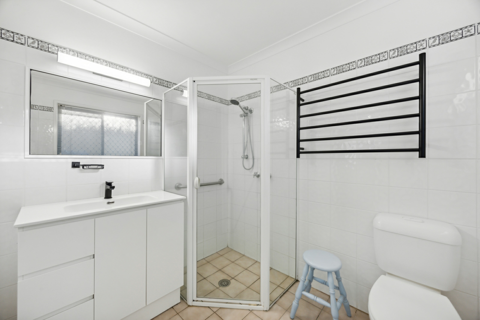 3/113 Mortimer Lewis Drive, GREENWAY