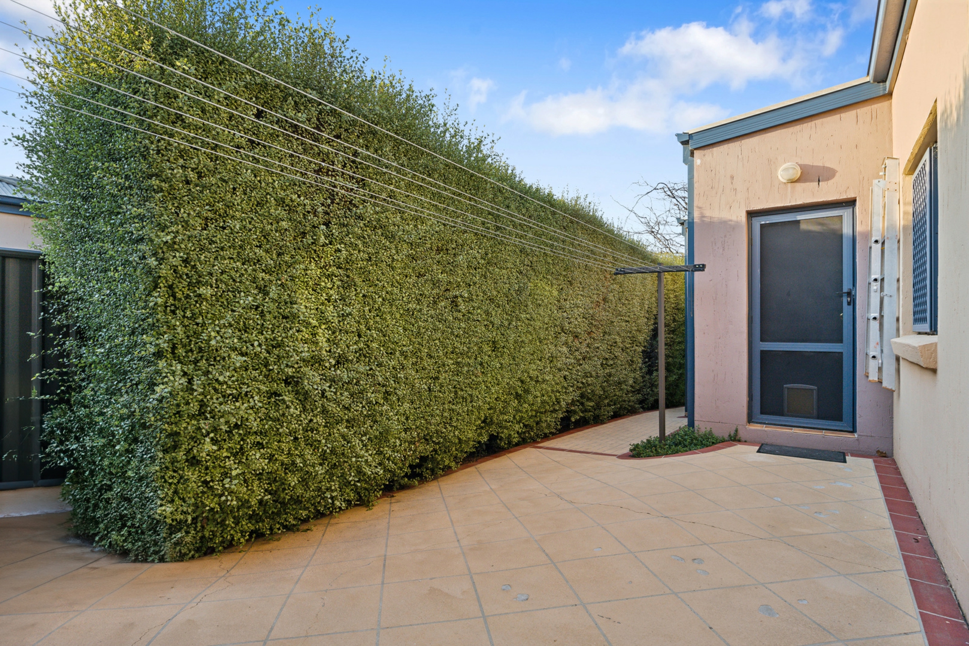 3/113 Mortimer Lewis Drive, GREENWAY